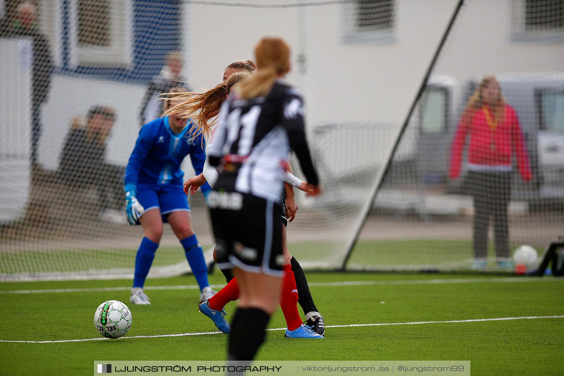 Skövde KIK-IK Rössö Uddevalla 0-5,dam,Lillegårdens IP,Skövde,Sverige,Fotboll,,2016,187053