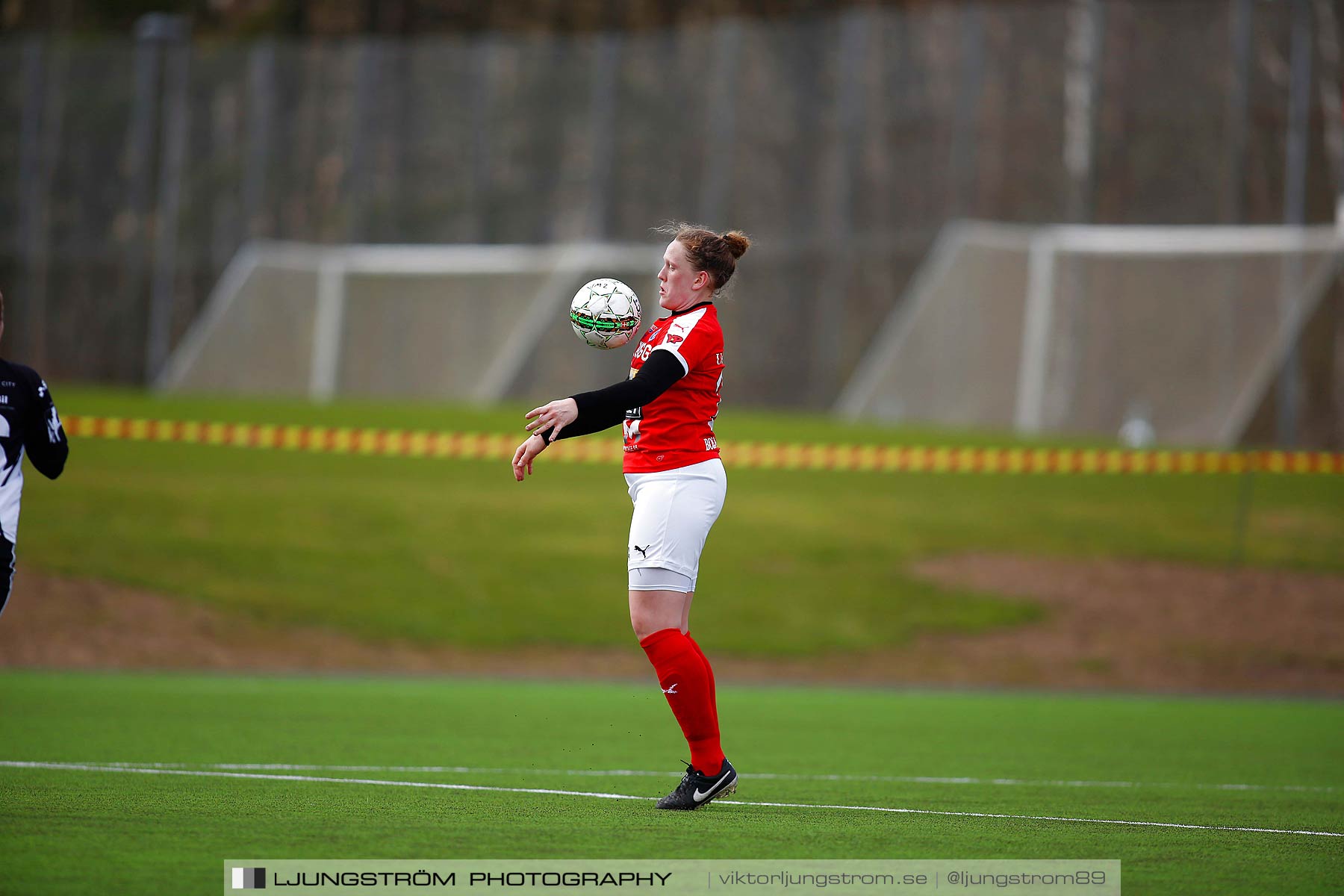 Skövde KIK-IK Rössö Uddevalla 0-5,dam,Lillegårdens IP,Skövde,Sverige,Fotboll,,2016,187063