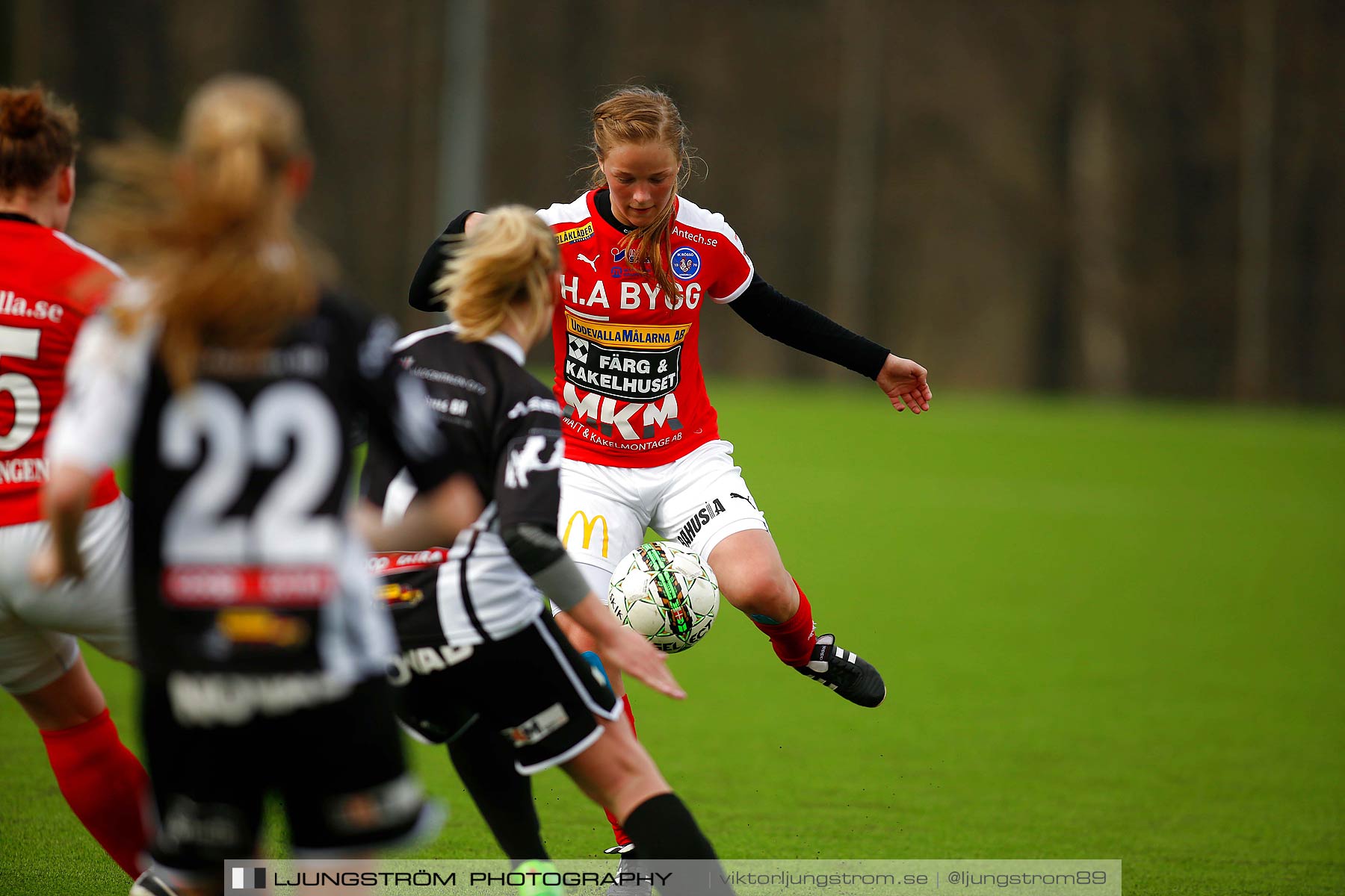 Skövde KIK-IK Rössö Uddevalla 0-5,dam,Lillegårdens IP,Skövde,Sverige,Fotboll,,2016,187117