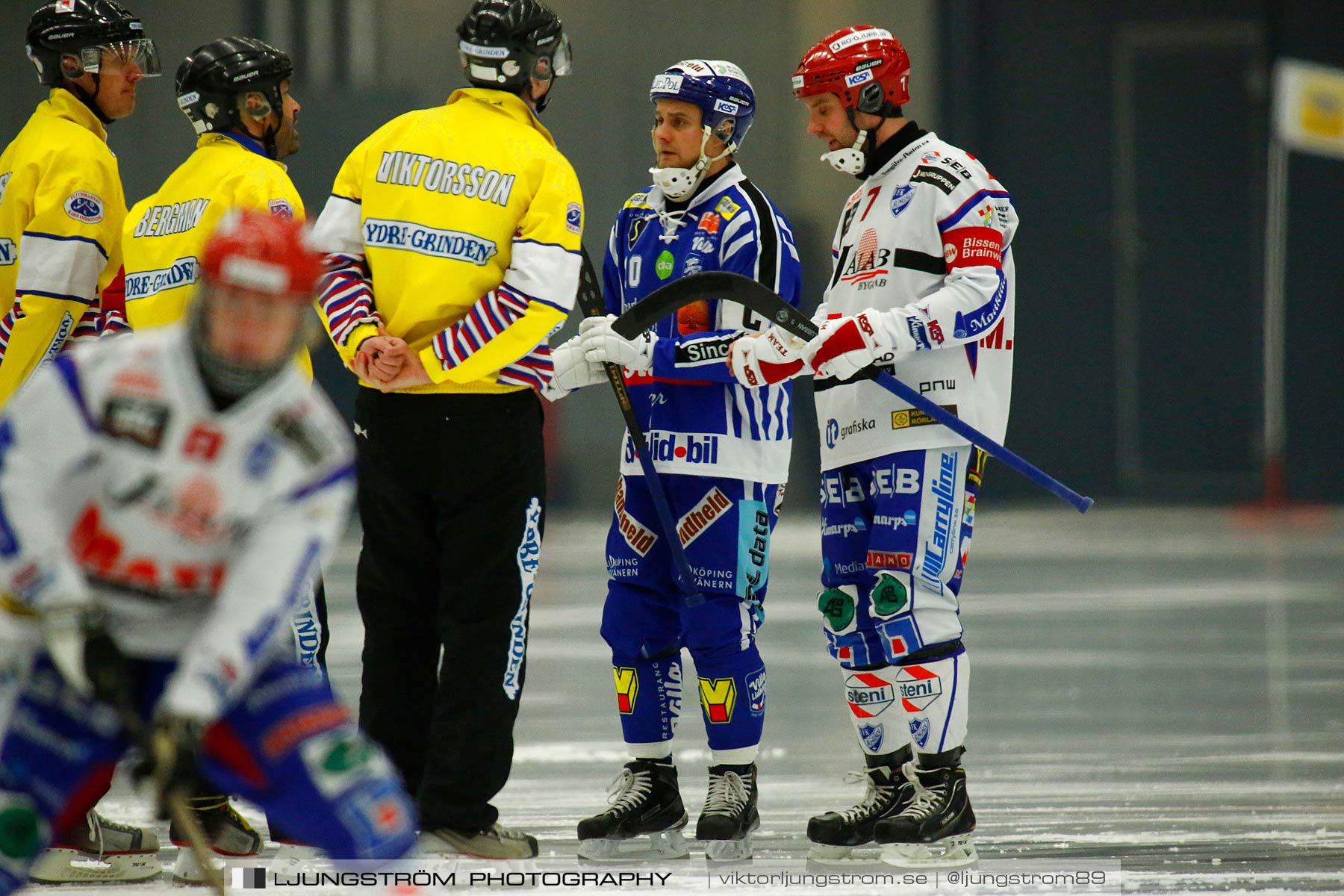 Villa Lidköping BK-IFK Kungälv 7-3,herr,Sparbanken Lidköping Arena,Lidköping,Sverige,Bandy,,2015,187176