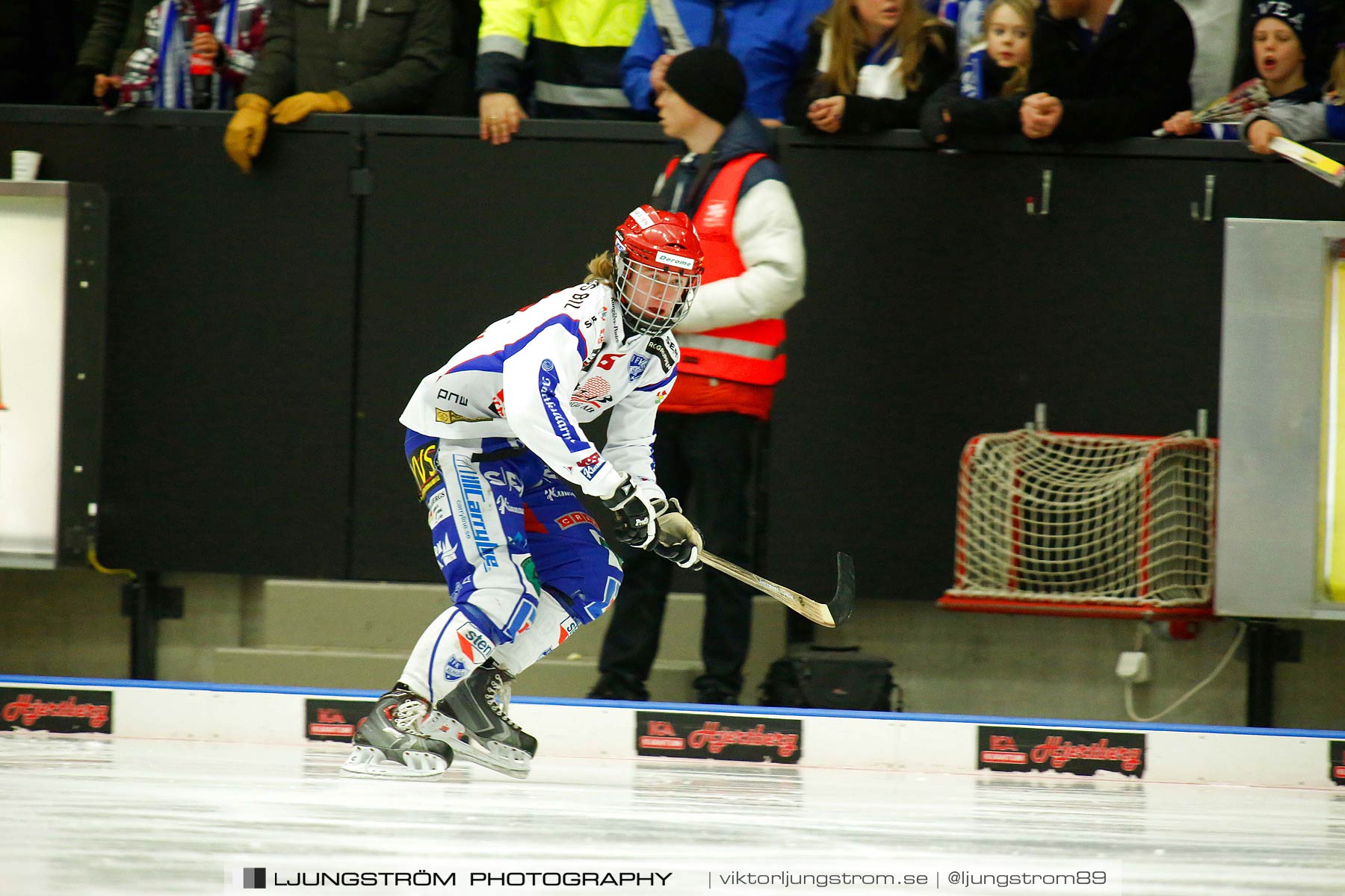 Villa Lidköping BK-IFK Kungälv 7-3,herr,Sparbanken Lidköping Arena,Lidköping,Sverige,Bandy,,2015,187262