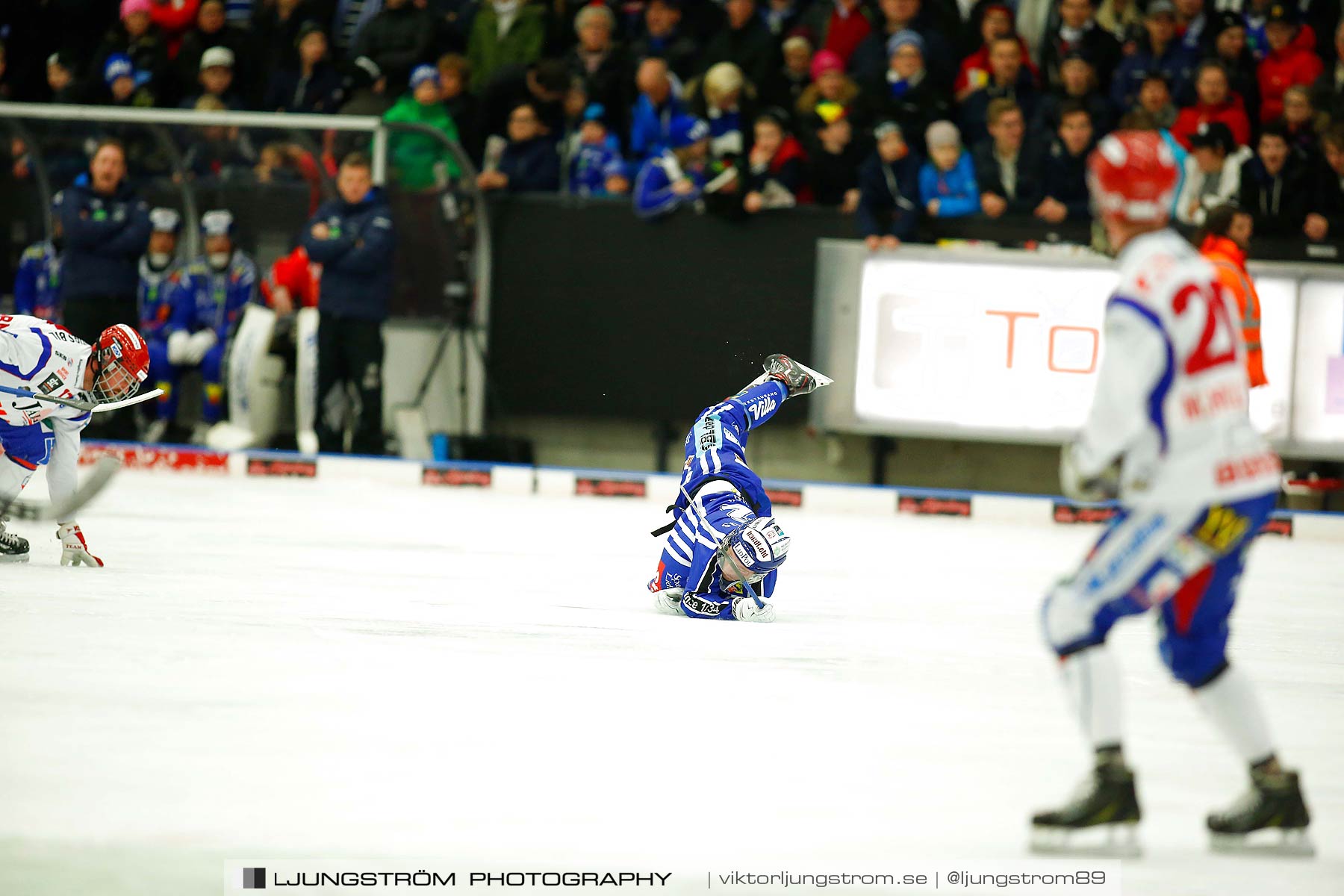 Villa Lidköping BK-IFK Kungälv 7-3,herr,Sparbanken Lidköping Arena,Lidköping,Sverige,Bandy,,2015,187456