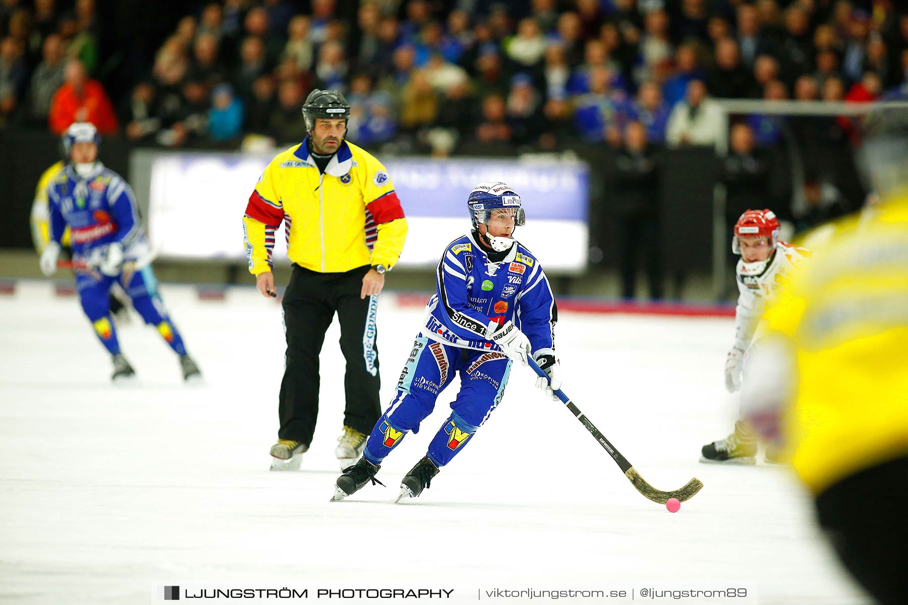 Villa Lidköping BK-IFK Kungälv 7-3,herr,Sparbanken Lidköping Arena,Lidköping,Sverige,Bandy,,2015,187487