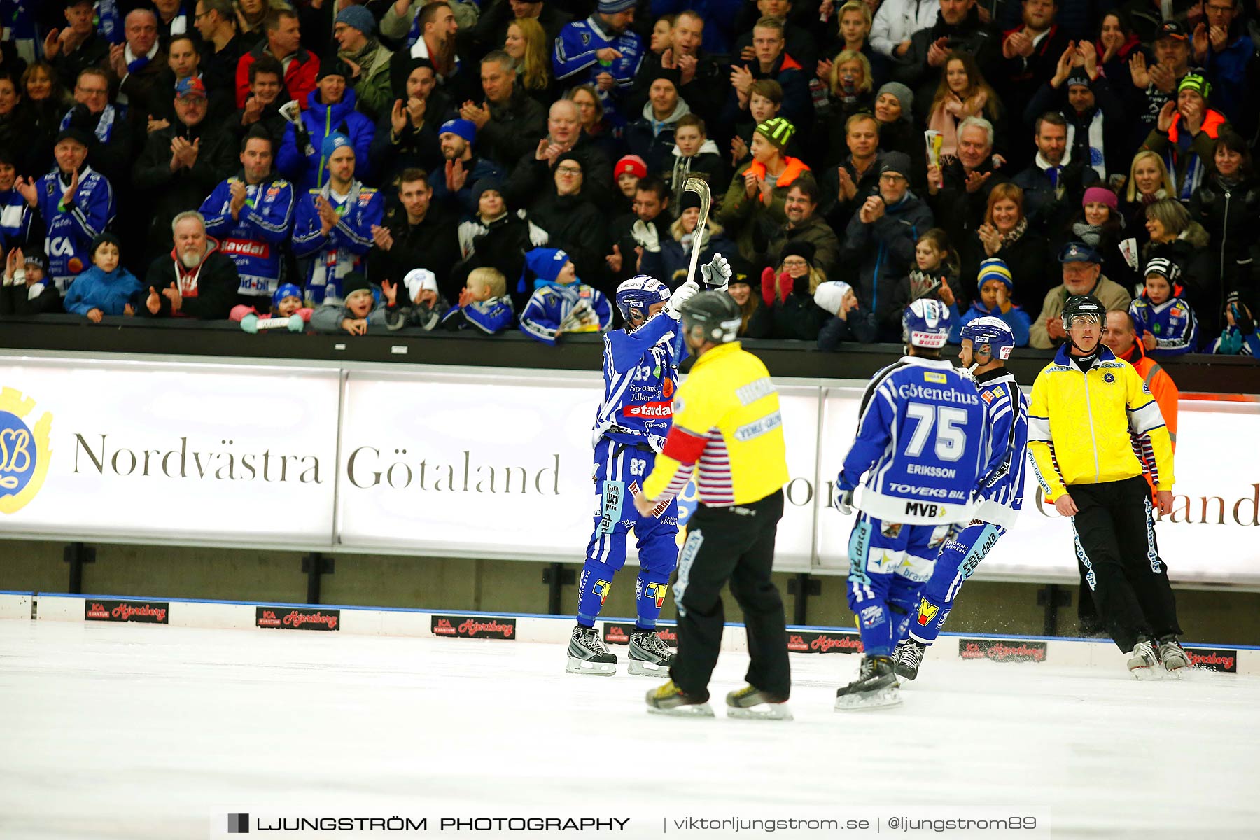 Villa Lidköping BK-IFK Kungälv 7-3,herr,Sparbanken Lidköping Arena,Lidköping,Sverige,Bandy,,2015,187610