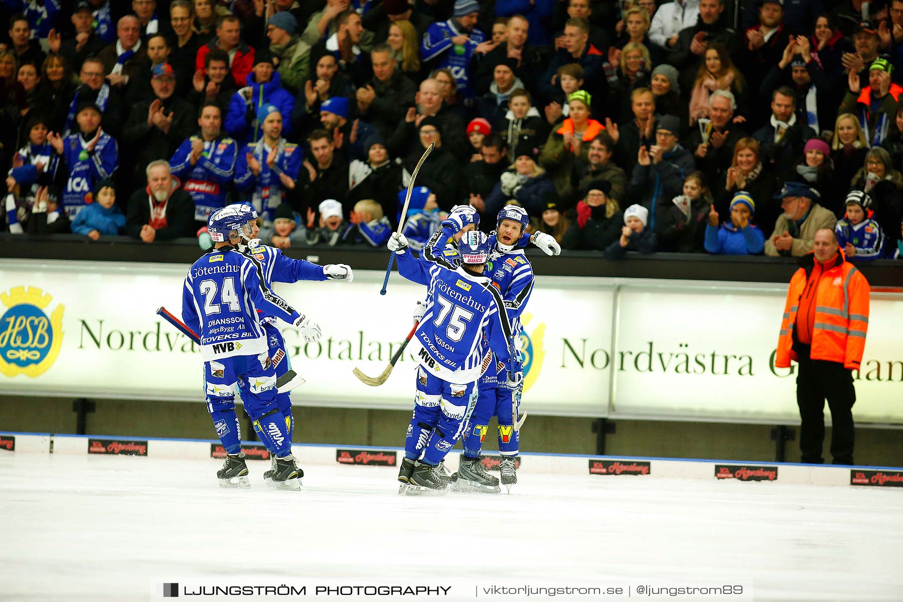 Villa Lidköping BK-IFK Kungälv 7-3,herr,Sparbanken Lidköping Arena,Lidköping,Sverige,Bandy,,2015,187613