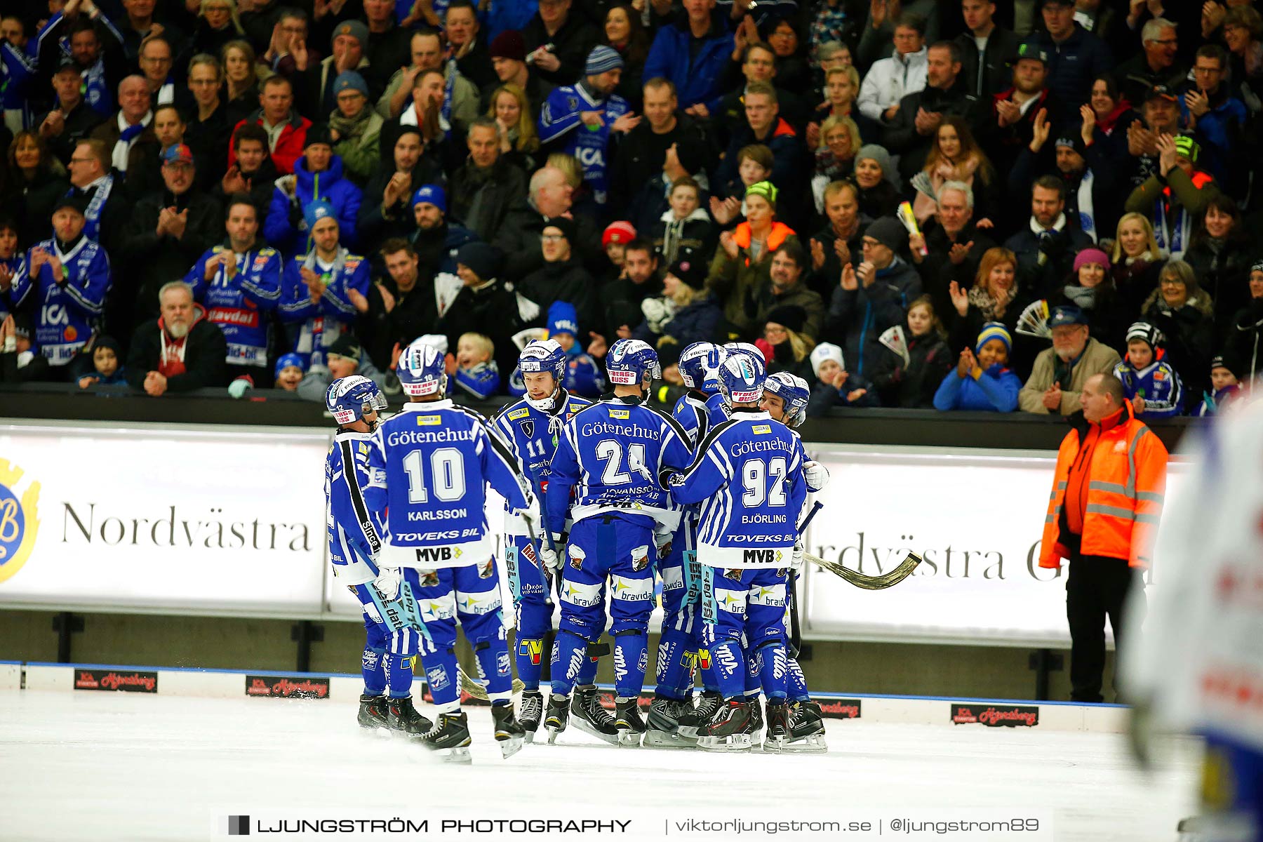 Villa Lidköping BK-IFK Kungälv 7-3,herr,Sparbanken Lidköping Arena,Lidköping,Sverige,Bandy,,2015,187621