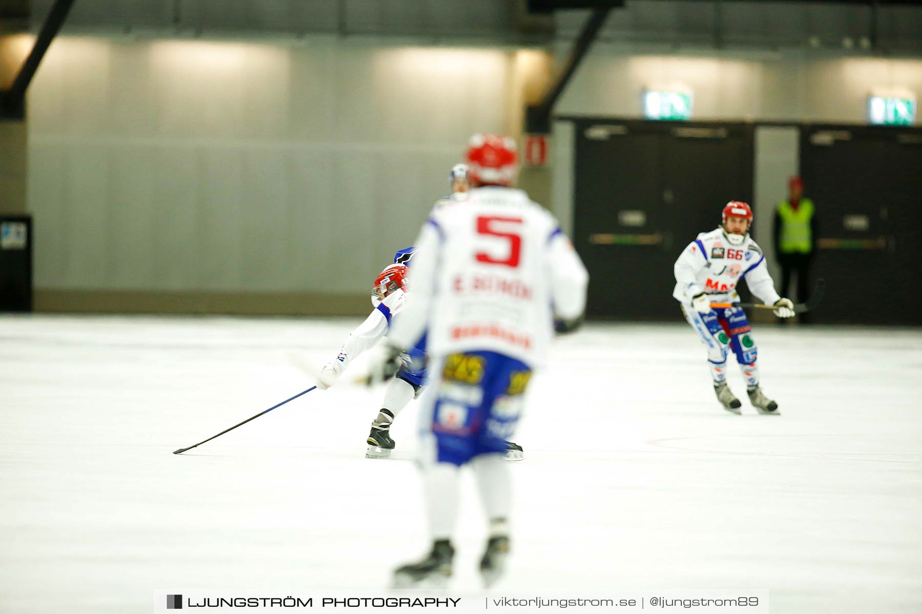 Villa Lidköping BK-IFK Kungälv 7-3,herr,Sparbanken Lidköping Arena,Lidköping,Sverige,Bandy,,2015,187639