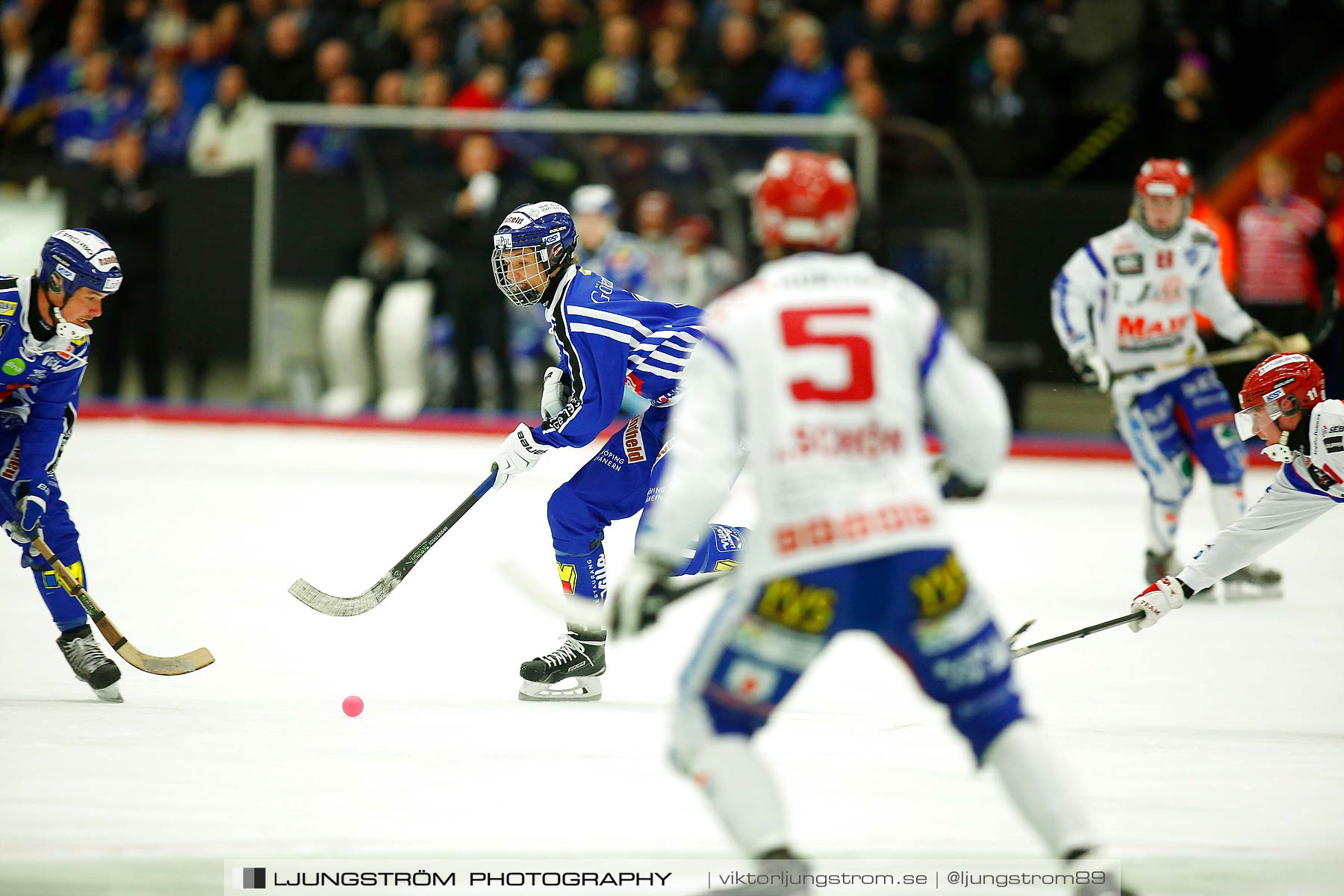 Villa Lidköping BK-IFK Kungälv 7-3,herr,Sparbanken Lidköping Arena,Lidköping,Sverige,Bandy,,2015,187653