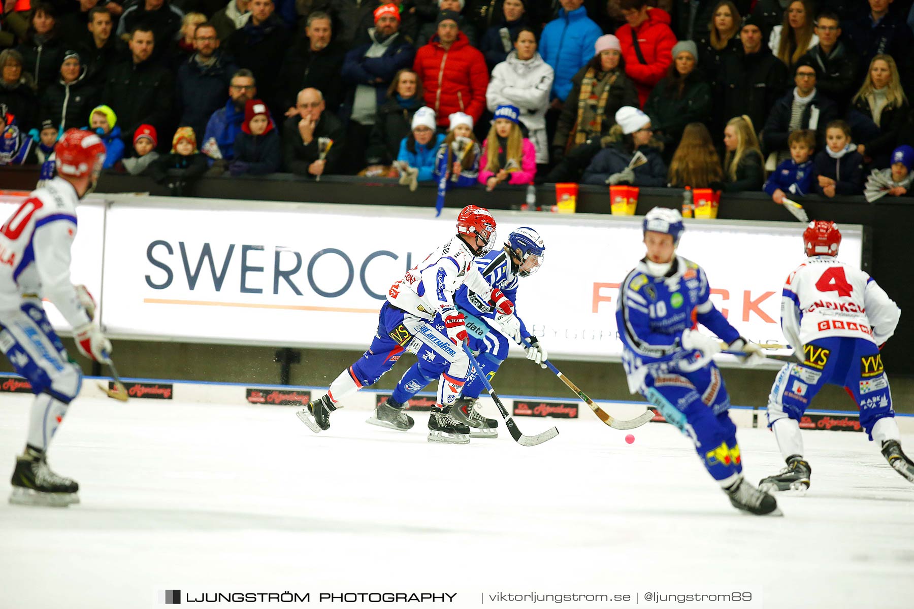 Villa Lidköping BK-IFK Kungälv 7-3,herr,Sparbanken Lidköping Arena,Lidköping,Sverige,Bandy,,2015,187672