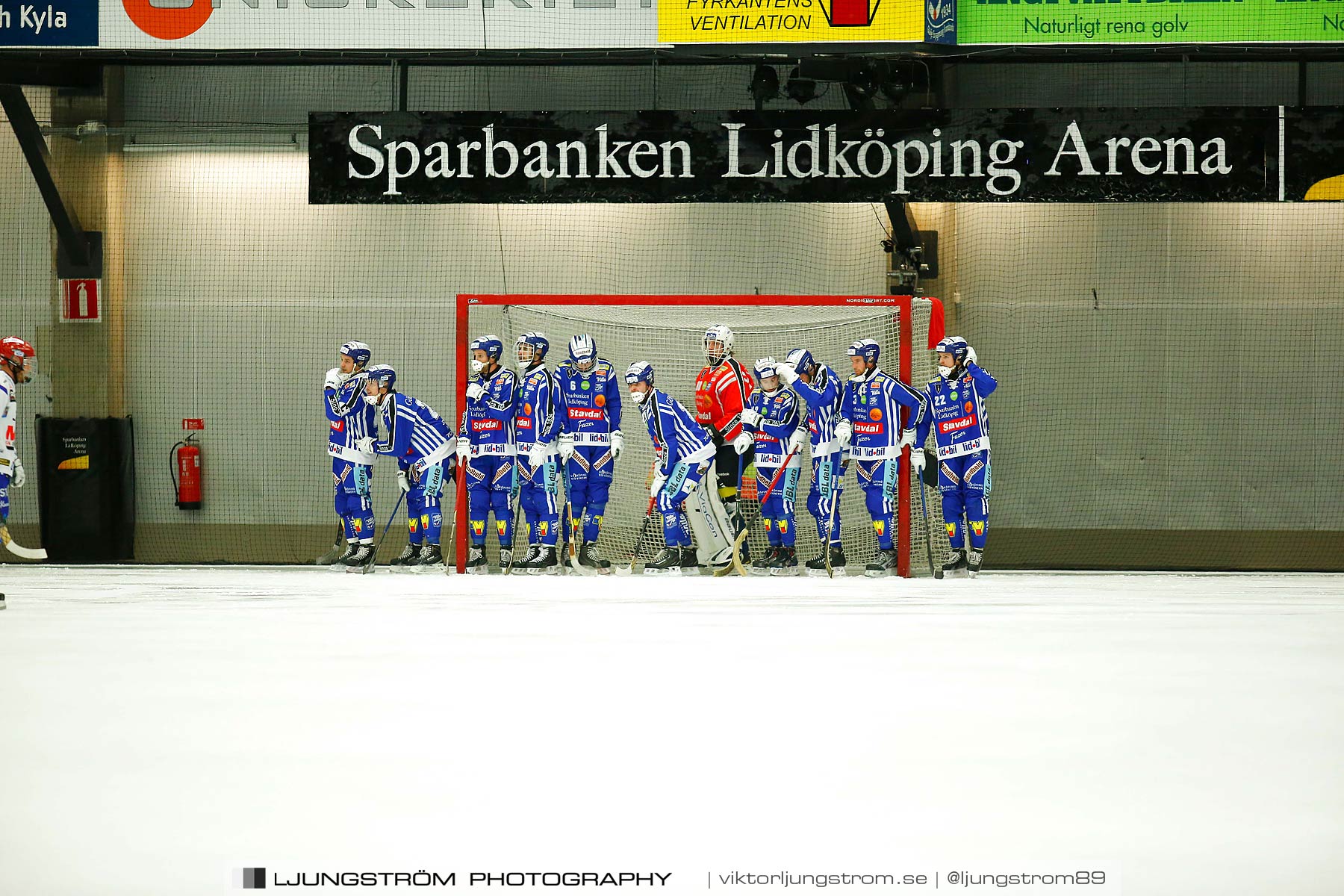 Villa Lidköping BK-IFK Kungälv 7-3,herr,Sparbanken Lidköping Arena,Lidköping,Sverige,Bandy,,2015,187767