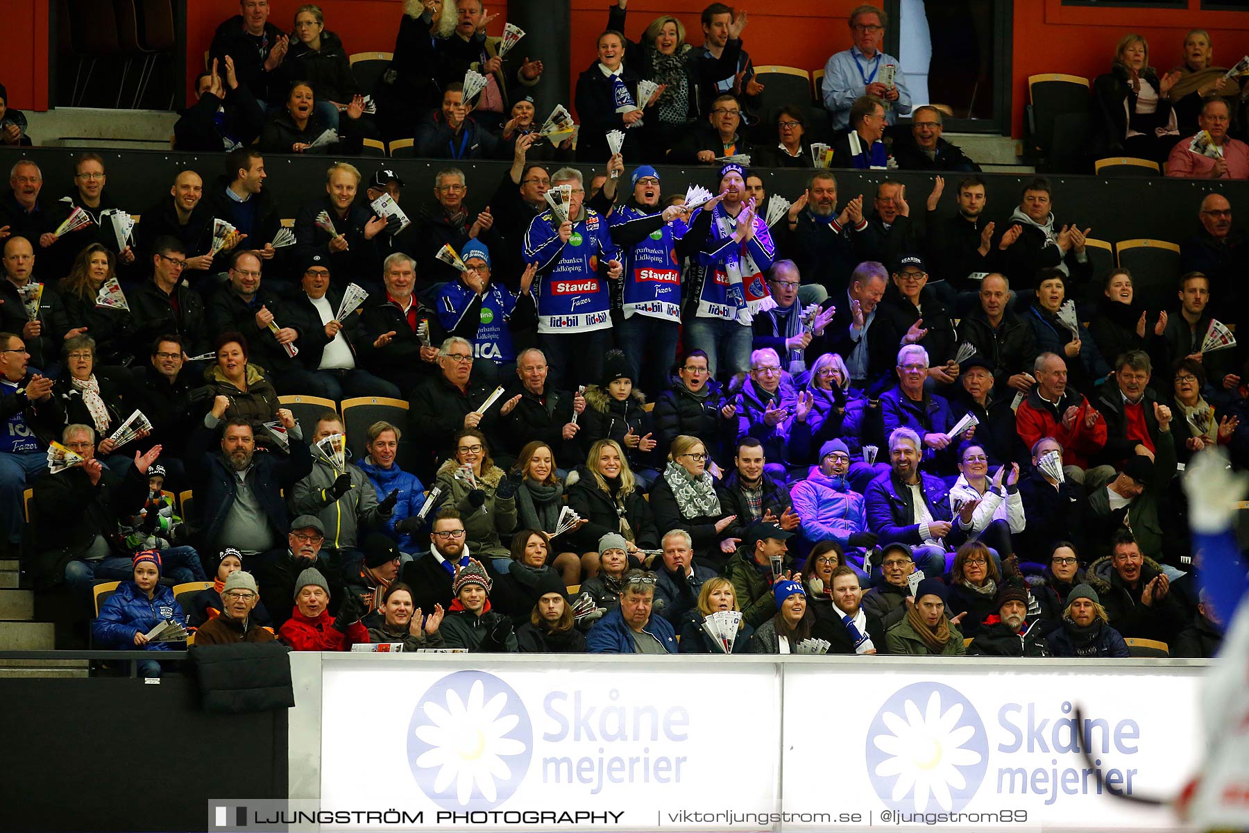 Villa Lidköping BK-IFK Kungälv 7-3,herr,Sparbanken Lidköping Arena,Lidköping,Sverige,Bandy,,2015,187808