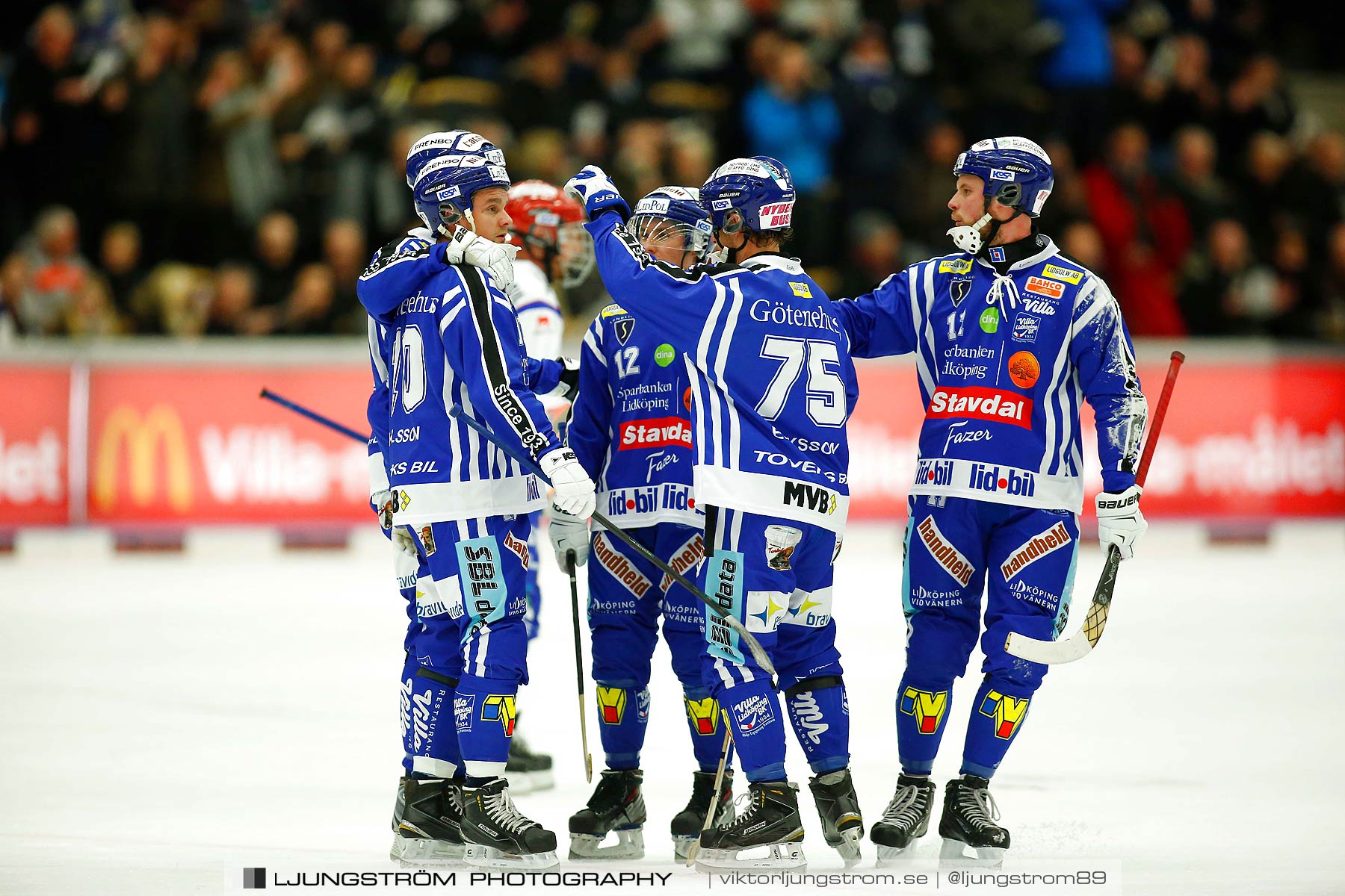 Villa Lidköping BK-IFK Kungälv 7-3,herr,Sparbanken Lidköping Arena,Lidköping,Sverige,Bandy,,2015,187823