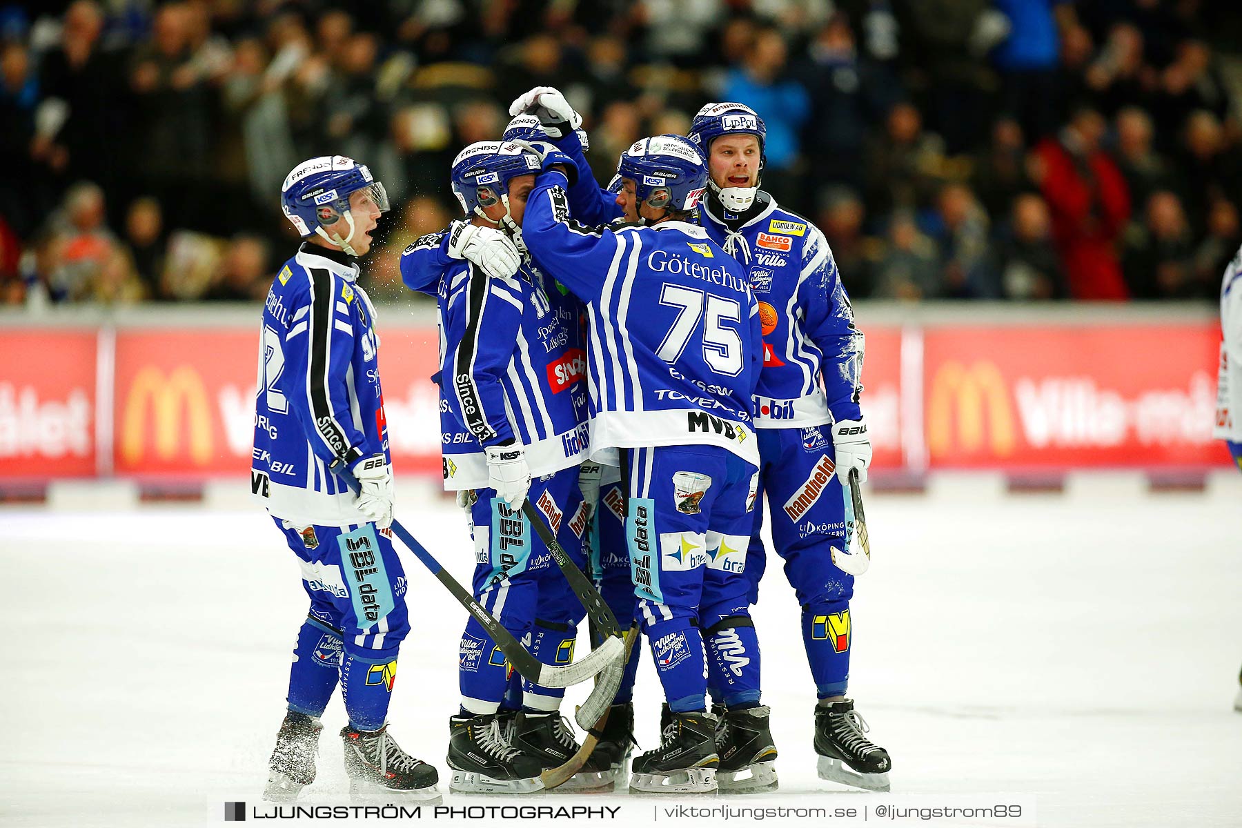 Villa Lidköping BK-IFK Kungälv 7-3,herr,Sparbanken Lidköping Arena,Lidköping,Sverige,Bandy,,2015,187829