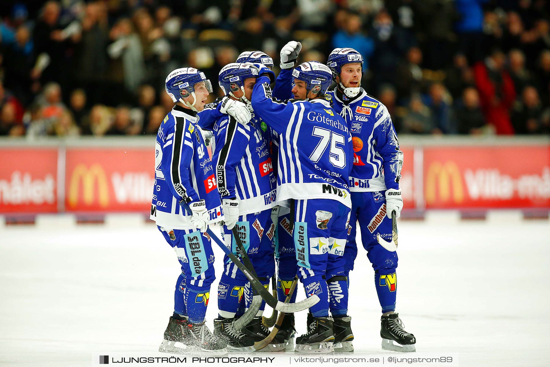 Villa Lidköping BK-IFK Kungälv 7-3,herr,Sparbanken Lidköping Arena,Lidköping,Sverige,Bandy,,2015,187830