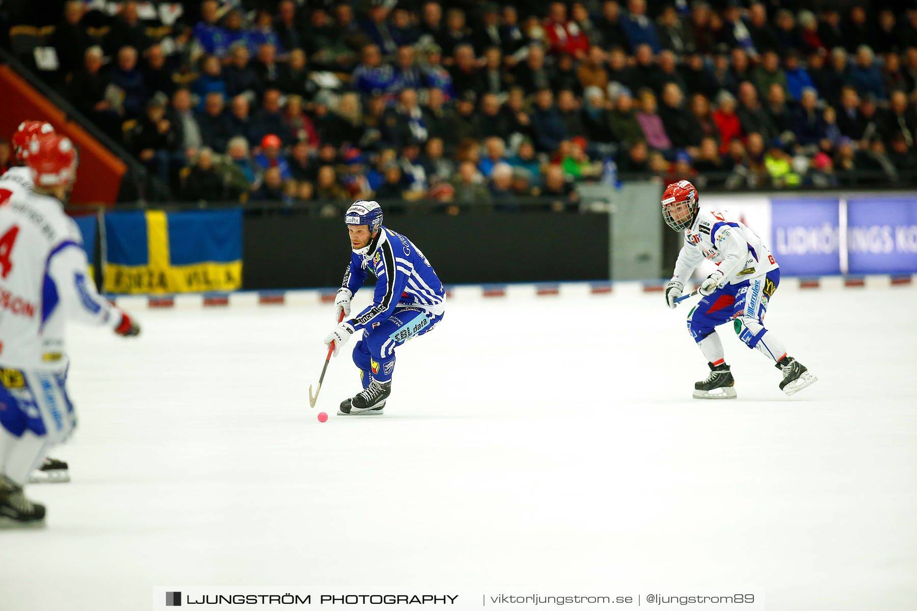 Villa Lidköping BK-IFK Kungälv 7-3,herr,Sparbanken Lidköping Arena,Lidköping,Sverige,Bandy,,2015,187957