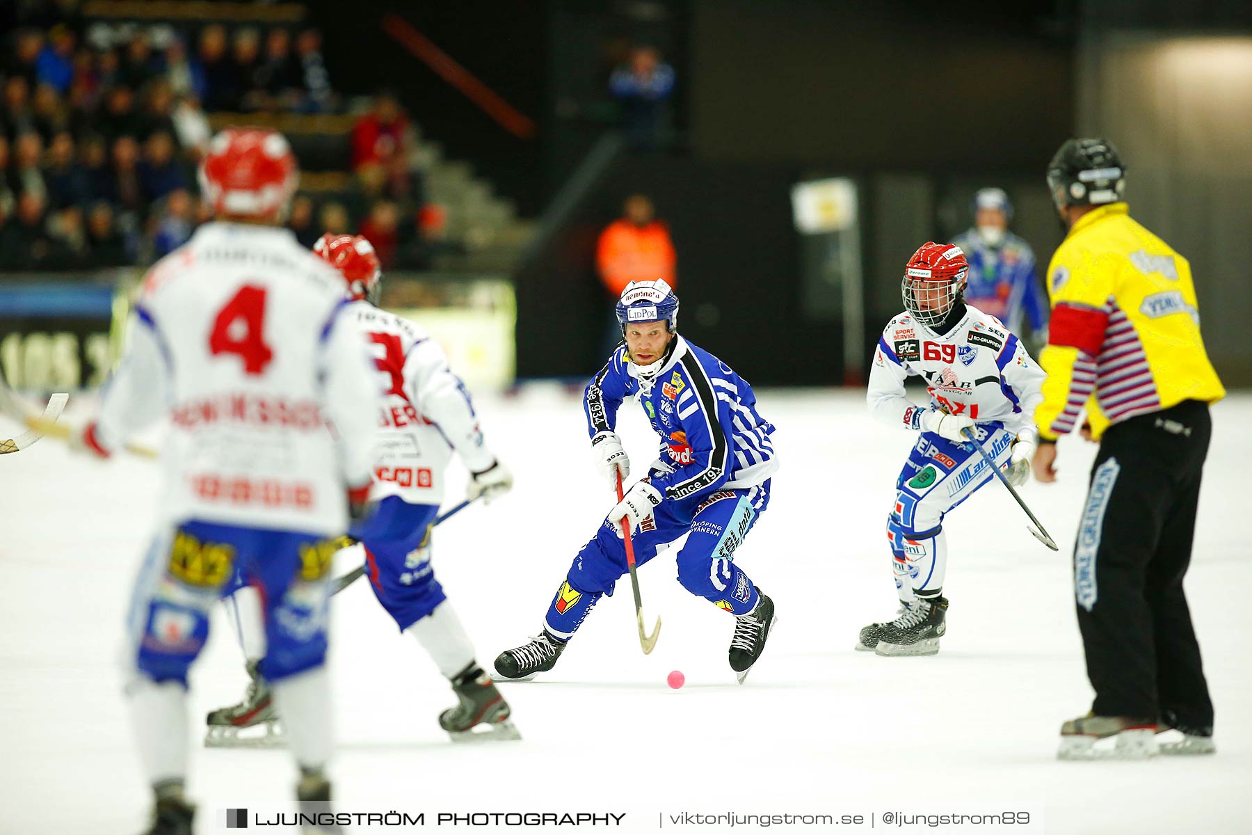 Villa Lidköping BK-IFK Kungälv 7-3,herr,Sparbanken Lidköping Arena,Lidköping,Sverige,Bandy,,2015,187975