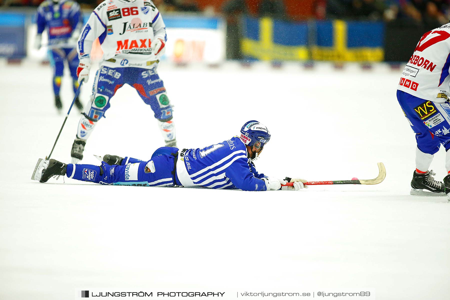 Villa Lidköping BK-IFK Kungälv 7-3,herr,Sparbanken Lidköping Arena,Lidköping,Sverige,Bandy,,2015,187995