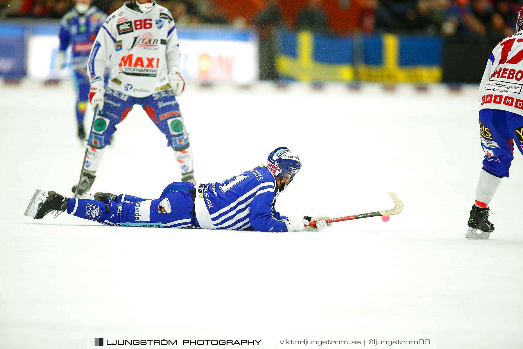 Villa Lidköping BK-IFK Kungälv 7-3,herr,Sparbanken Lidköping Arena,Lidköping,Sverige,Bandy,,2015,187996