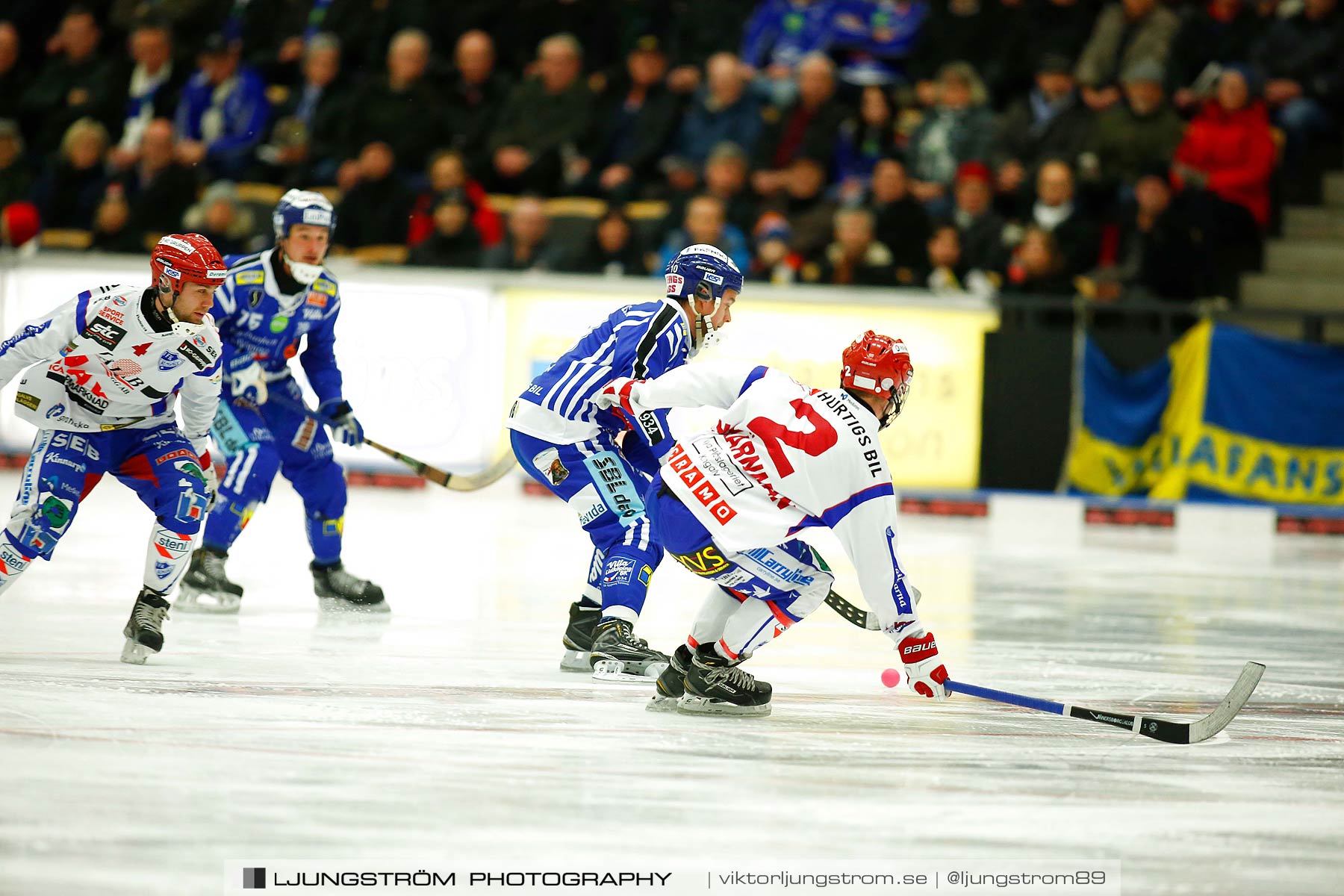 Villa Lidköping BK-IFK Kungälv 7-3,herr,Sparbanken Lidköping Arena,Lidköping,Sverige,Bandy,,2015,188054