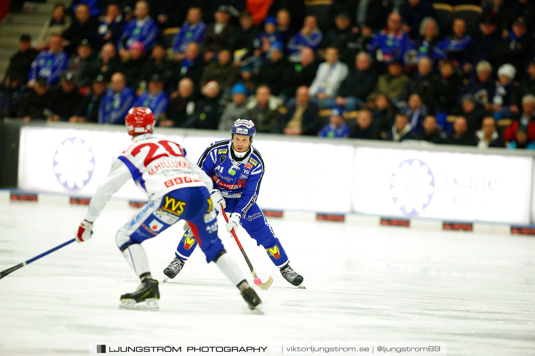 Villa Lidköping BK-IFK Kungälv 7-3,herr,Sparbanken Lidköping Arena,Lidköping,Sverige,Bandy,,2015,188090