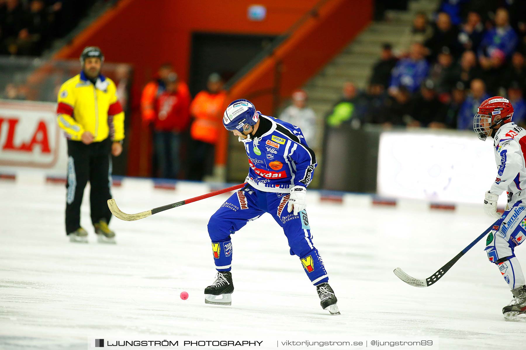 Villa Lidköping BK-IFK Kungälv 7-3,herr,Sparbanken Lidköping Arena,Lidköping,Sverige,Bandy,,2015,188096