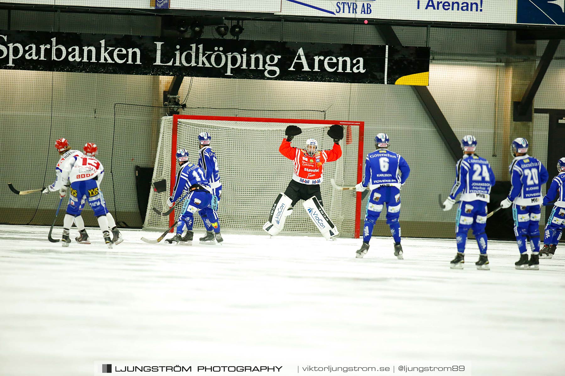 Villa Lidköping BK-IFK Kungälv 7-3,herr,Sparbanken Lidköping Arena,Lidköping,Sverige,Bandy,,2015,188114