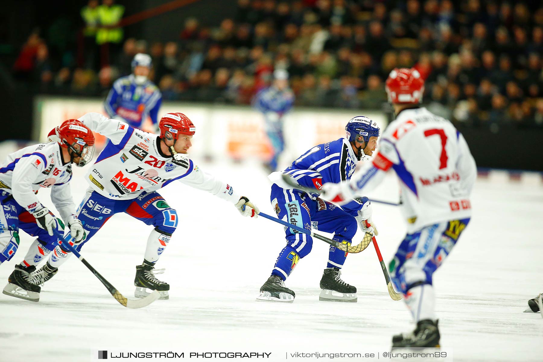 Villa Lidköping BK-IFK Kungälv 7-3,herr,Sparbanken Lidköping Arena,Lidköping,Sverige,Bandy,,2015,188118