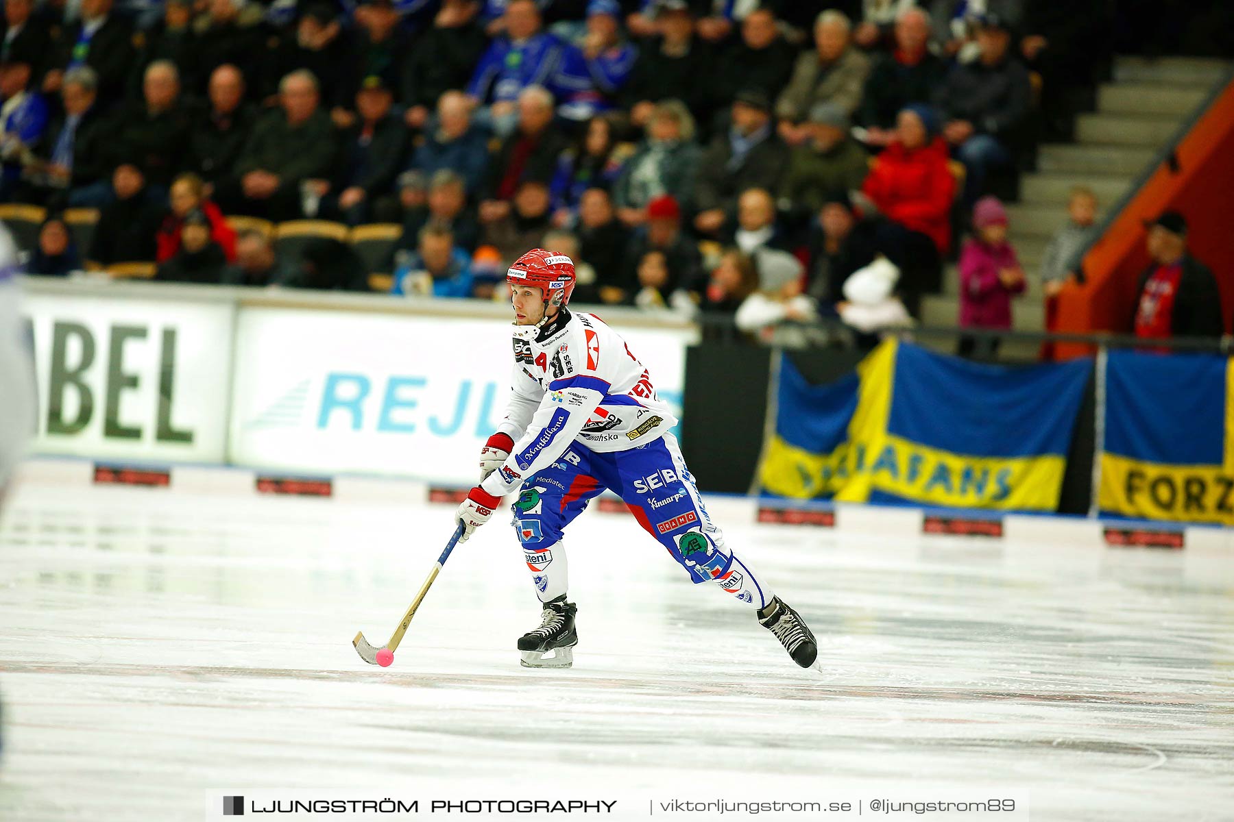 Villa Lidköping BK-IFK Kungälv 7-3,herr,Sparbanken Lidköping Arena,Lidköping,Sverige,Bandy,,2015,188142