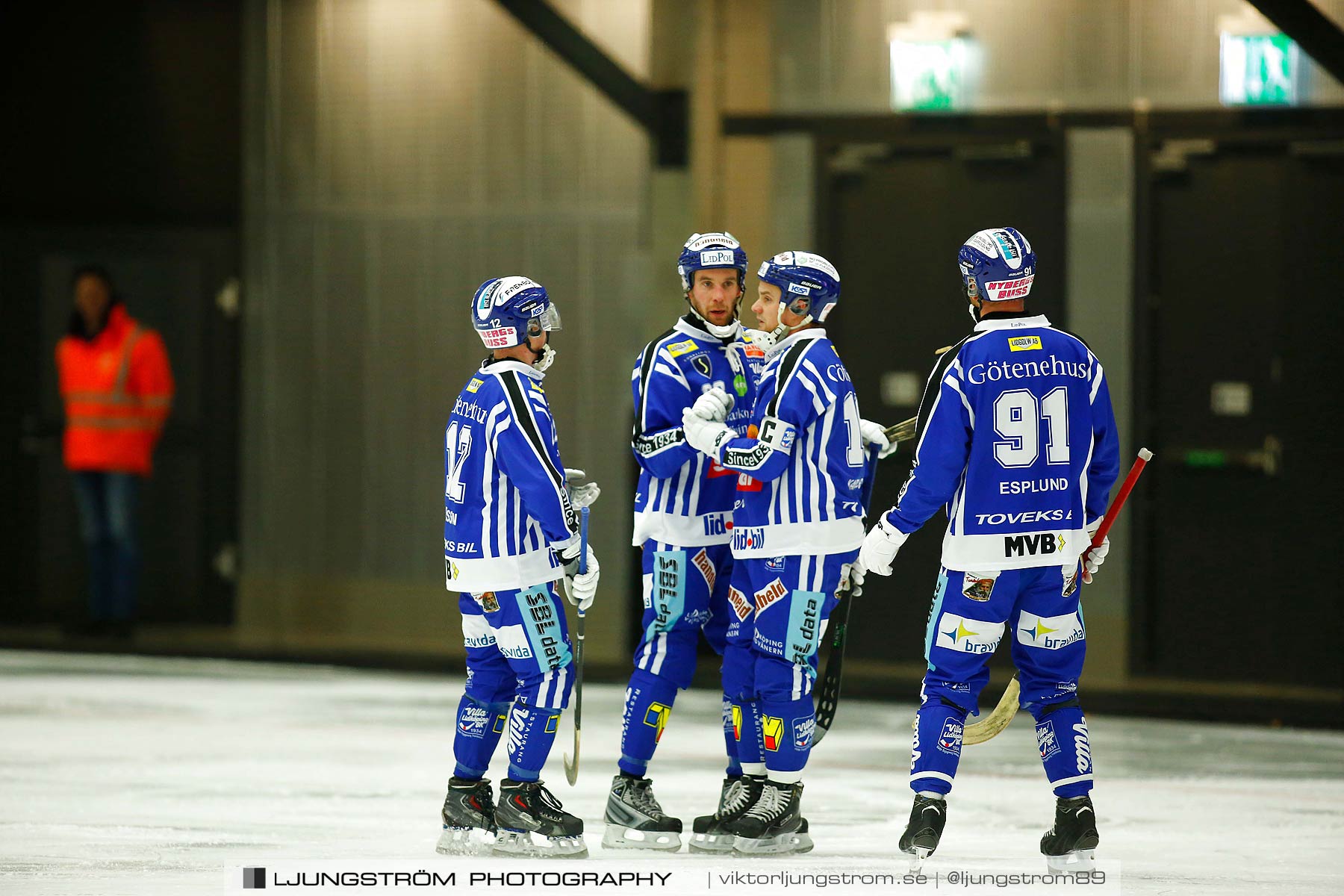 Villa Lidköping BK-IFK Kungälv 7-3,herr,Sparbanken Lidköping Arena,Lidköping,Sverige,Bandy,,2015,188219