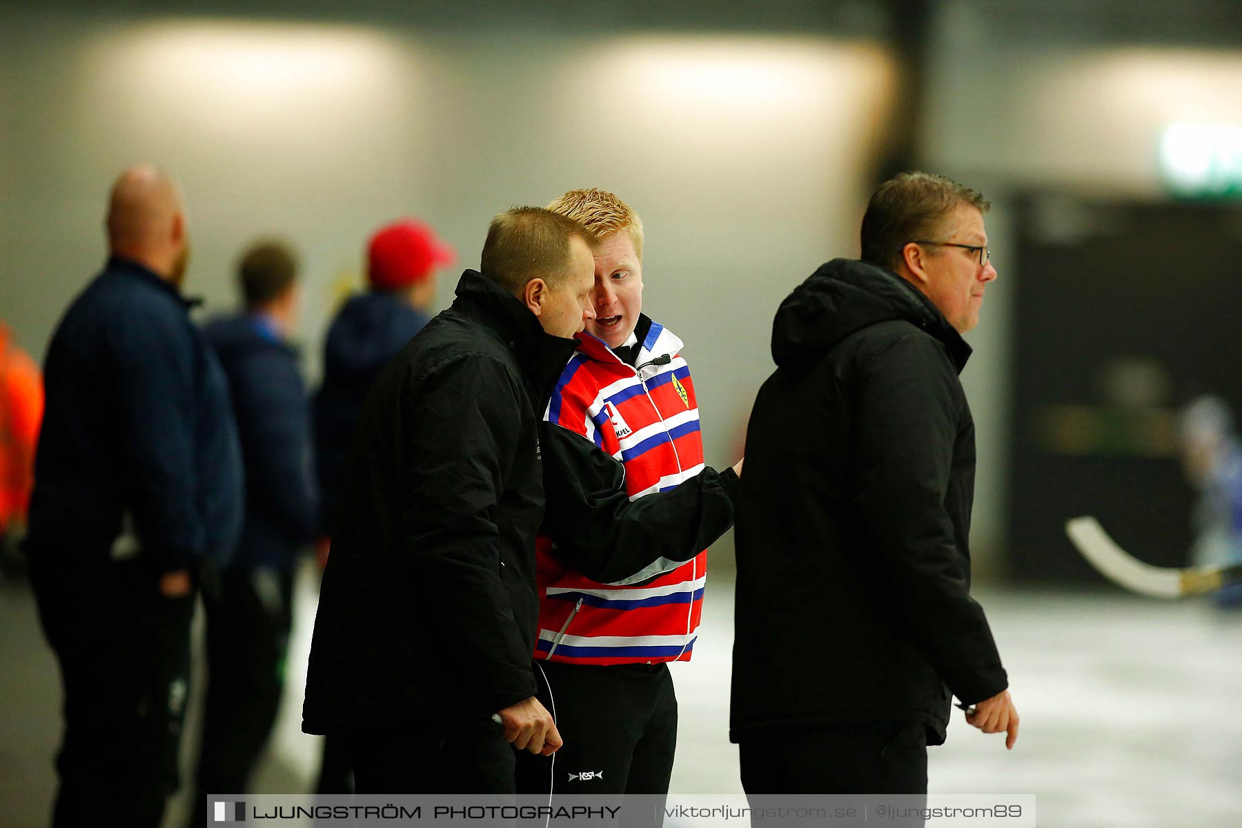 Villa Lidköping BK-IFK Kungälv 7-3,herr,Sparbanken Lidköping Arena,Lidköping,Sverige,Bandy,,2015,188261