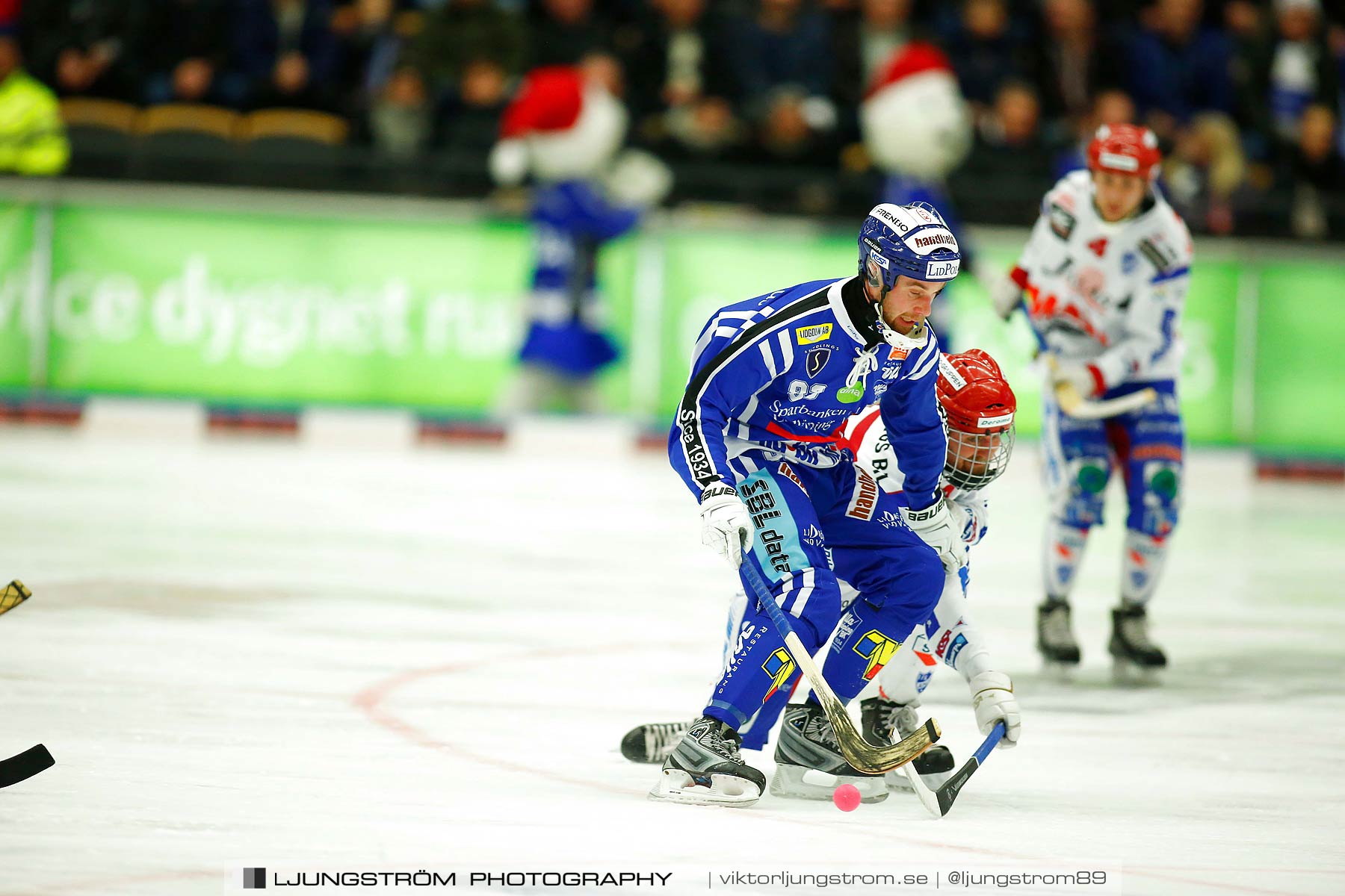 Villa Lidköping BK-IFK Kungälv 7-3,herr,Sparbanken Lidköping Arena,Lidköping,Sverige,Bandy,,2015,188272