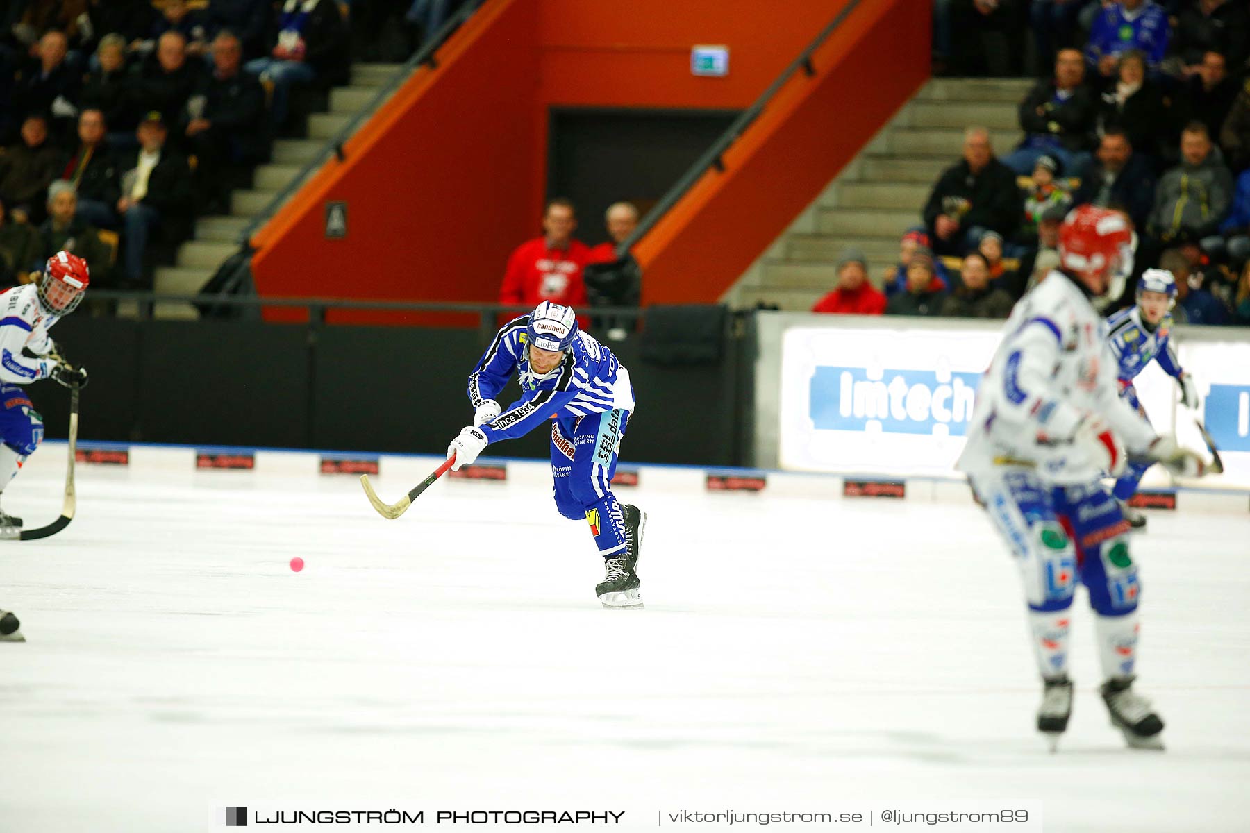 Villa Lidköping BK-IFK Kungälv 7-3,herr,Sparbanken Lidköping Arena,Lidköping,Sverige,Bandy,,2015,188316