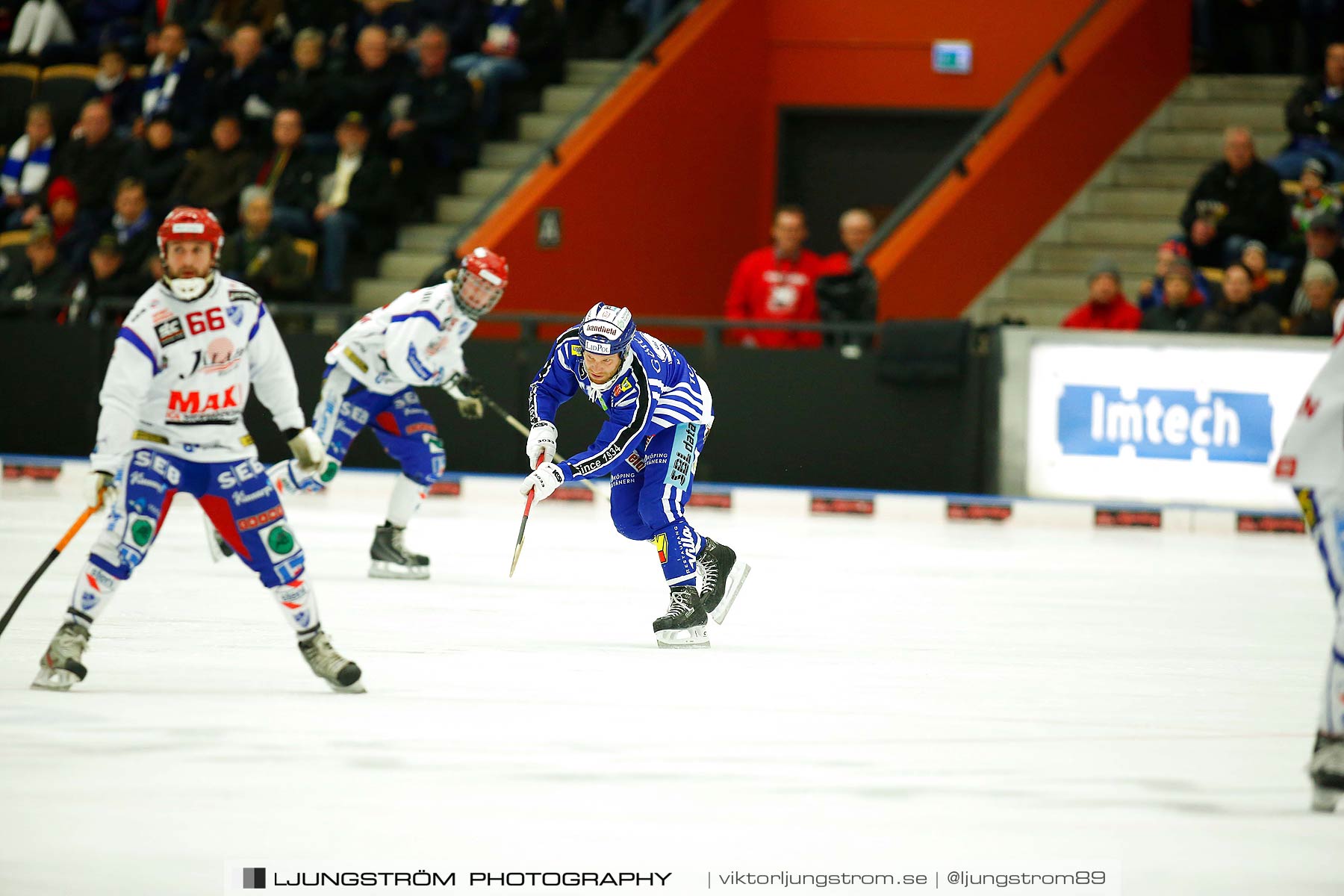 Villa Lidköping BK-IFK Kungälv 7-3,herr,Sparbanken Lidköping Arena,Lidköping,Sverige,Bandy,,2015,188317