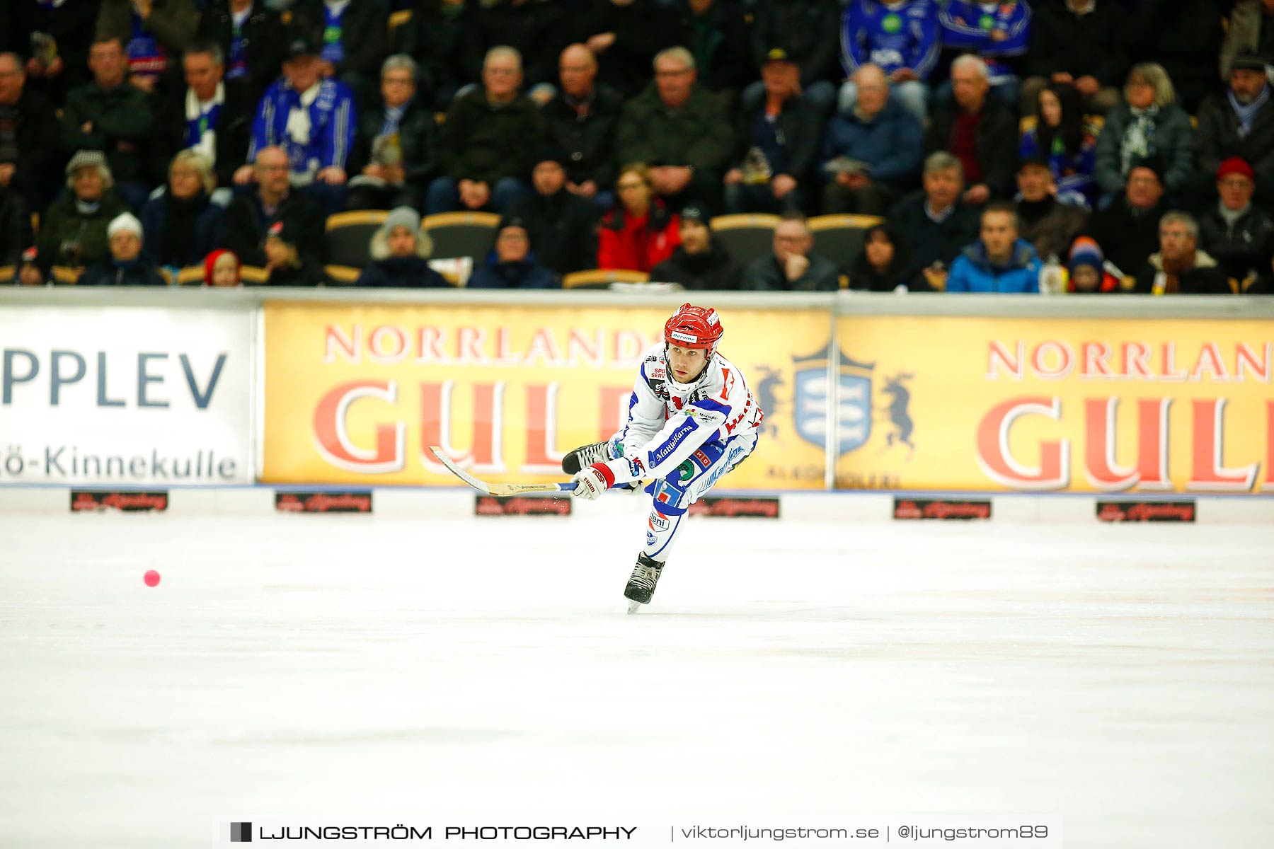 Villa Lidköping BK-IFK Kungälv 7-3,herr,Sparbanken Lidköping Arena,Lidköping,Sverige,Bandy,,2015,188327