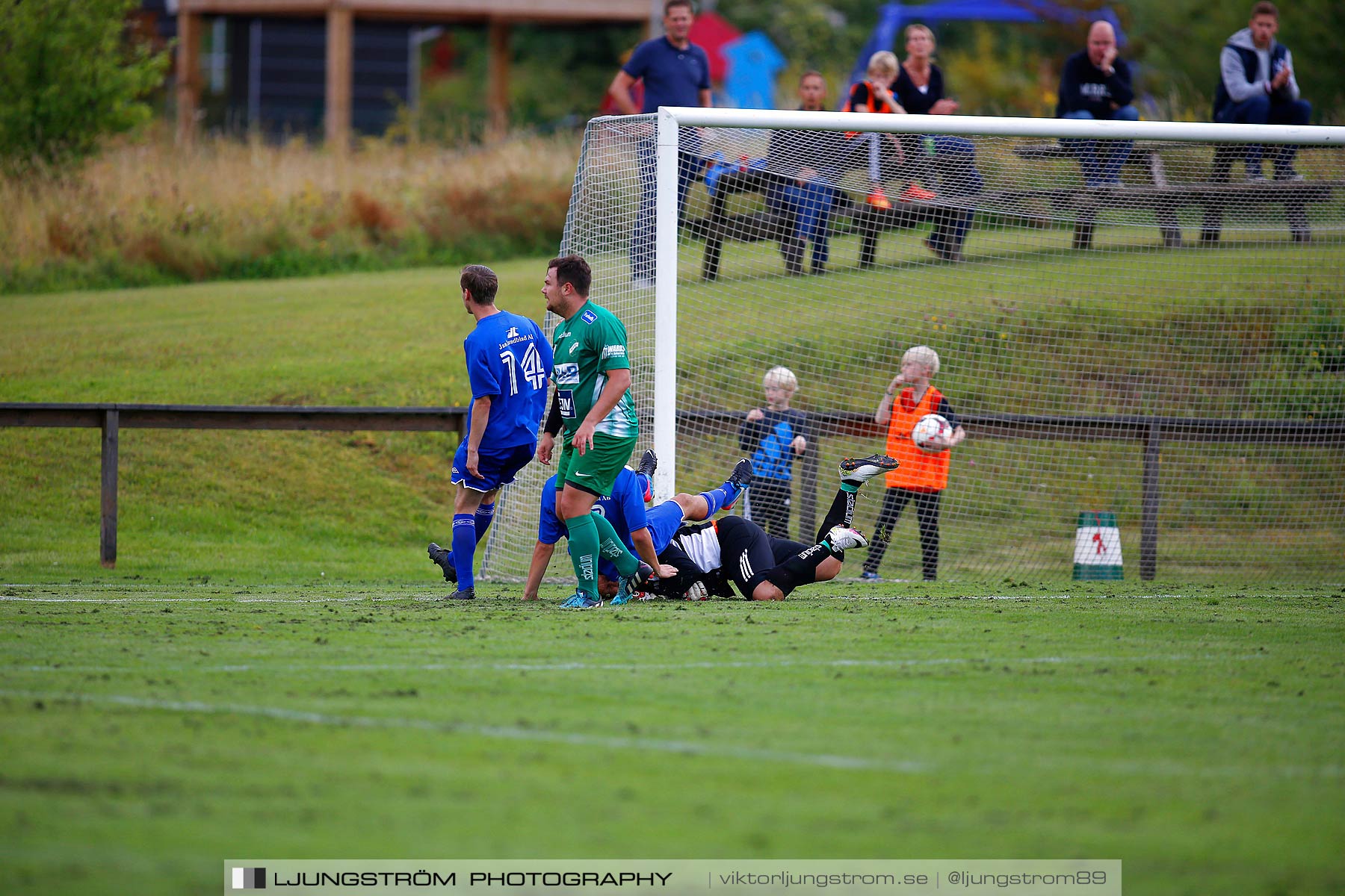 Våmbs IF-IFK Värsås 1-2,herr,Claesborgs IP,Skövde,Sverige,Fotboll,,2016,190285