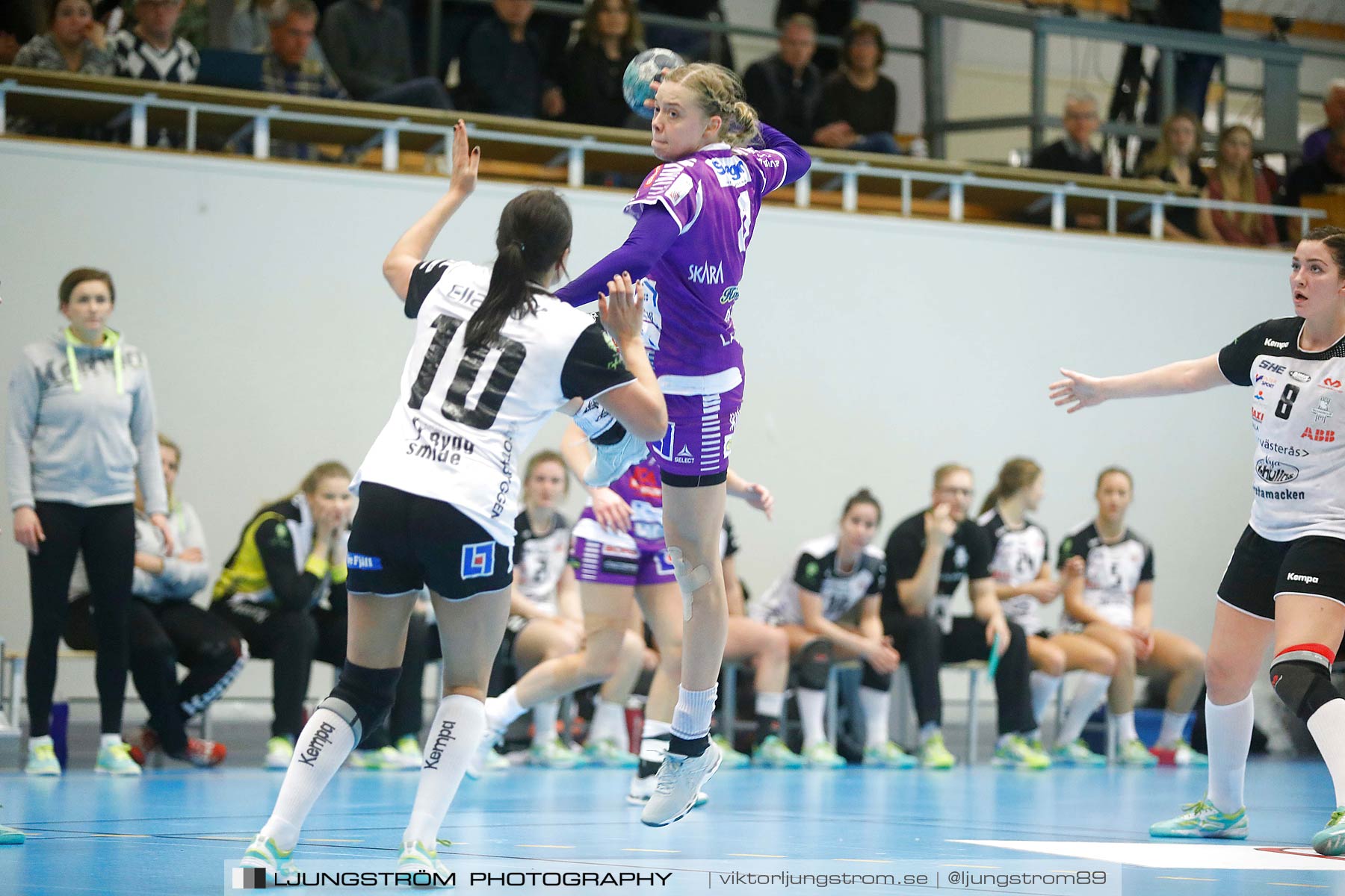 Skara HF-VästeråsIrsta HF 17-27,dam,Skara Idrottshall,Skara,Sverige,Handboll,,2017,191727