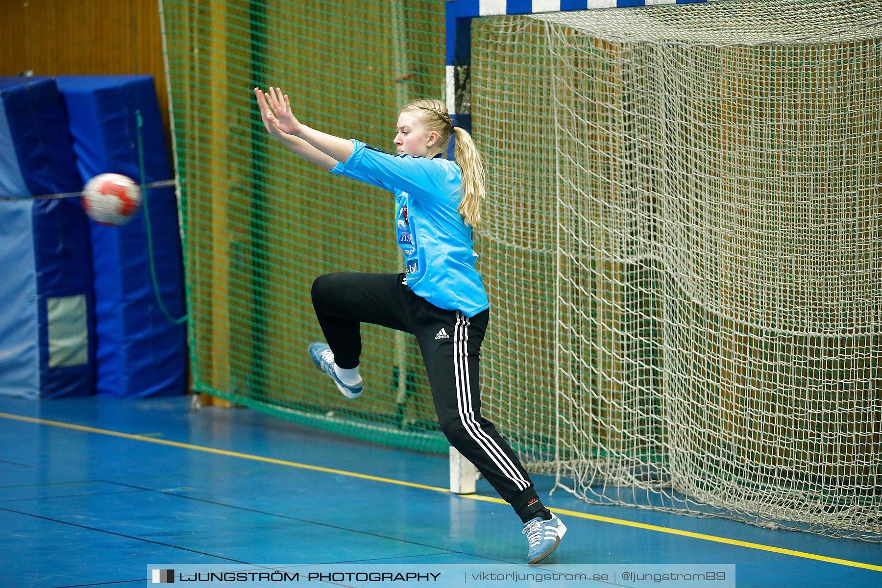 HK Country U-Tibro HK 15-27,dam,Arena Skövde,Skövde,Sverige,Handboll,,2017,192995