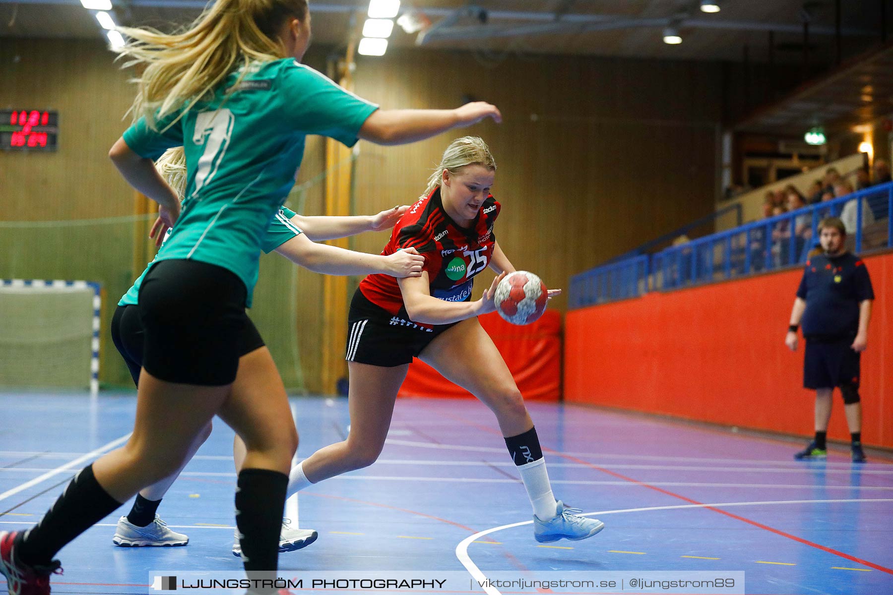 HK Country U-Tibro HK 15-27,dam,Arena Skövde,Skövde,Sverige,Handboll,,2017,193034