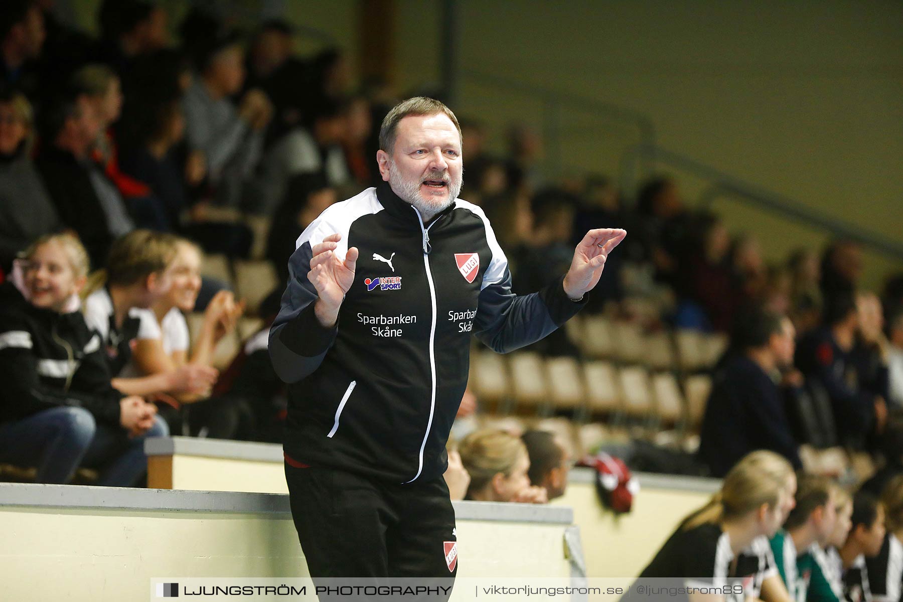 USM F14 Steg 3 Skövde HF 1-Lugi HF 1 15-24,dam,Skövde Idrottshall,Skövde,Sverige,Ungdoms-SM,Handboll,2018,196320