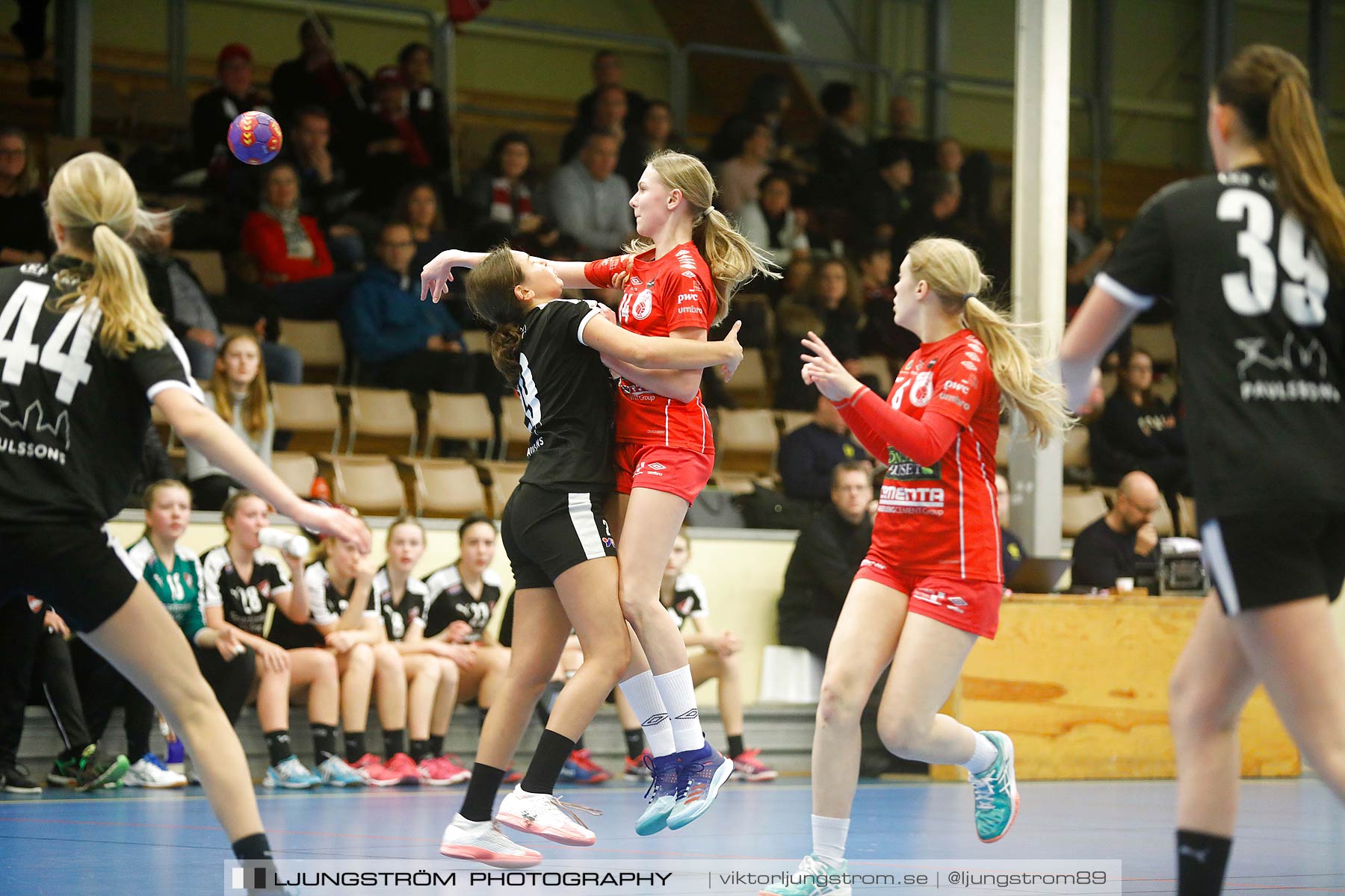 USM F14 Steg 3 Skövde HF 1-Lugi HF 1 15-24,dam,Skövde Idrottshall,Skövde,Sverige,Ungdoms-SM,Handboll,2018,196351