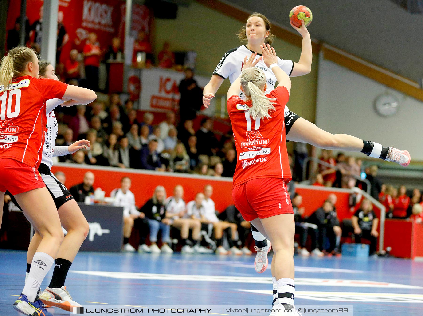 Skövde HF-Lugi HF 26-28,dam,Skövde Idrottshall,Skövde,Sverige,Handboll,,2019,228856