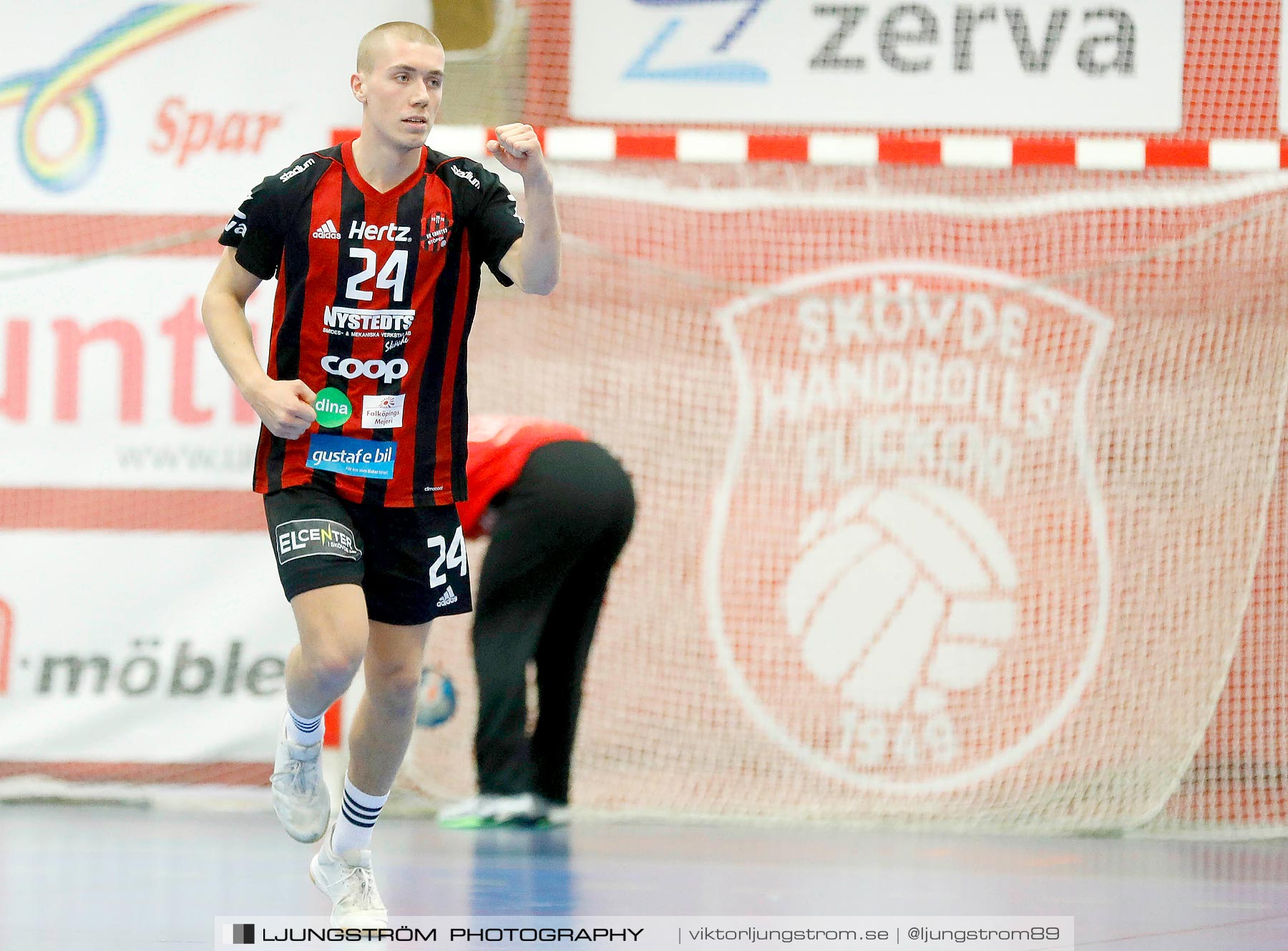 HK Country-HP Skövde 90 27-16,herr,Skövde Idrottshall,Skövde,Sverige,Handboll,,2019,228910