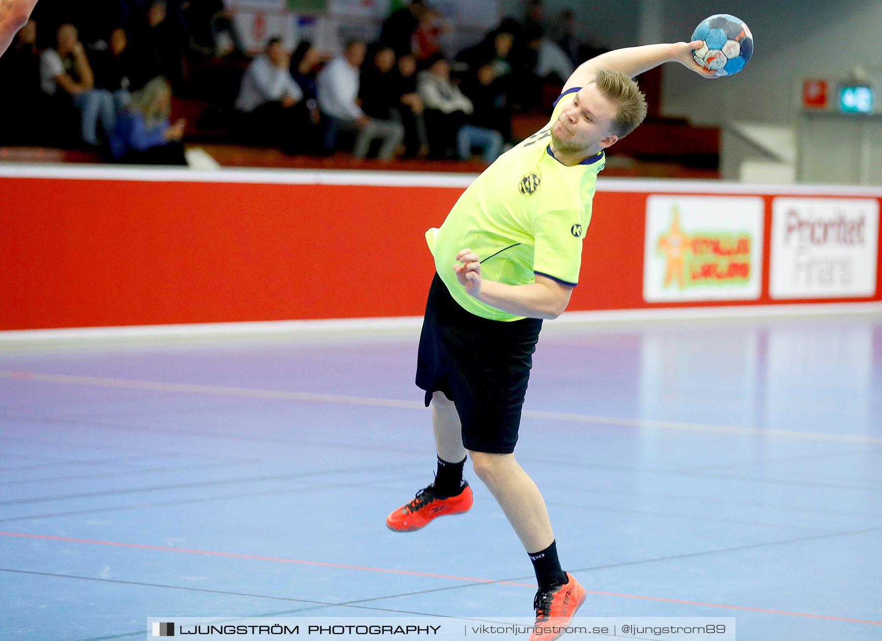 HK Country-HP Skövde 90 27-16,herr,Skövde Idrottshall,Skövde,Sverige,Handboll,,2019,228939