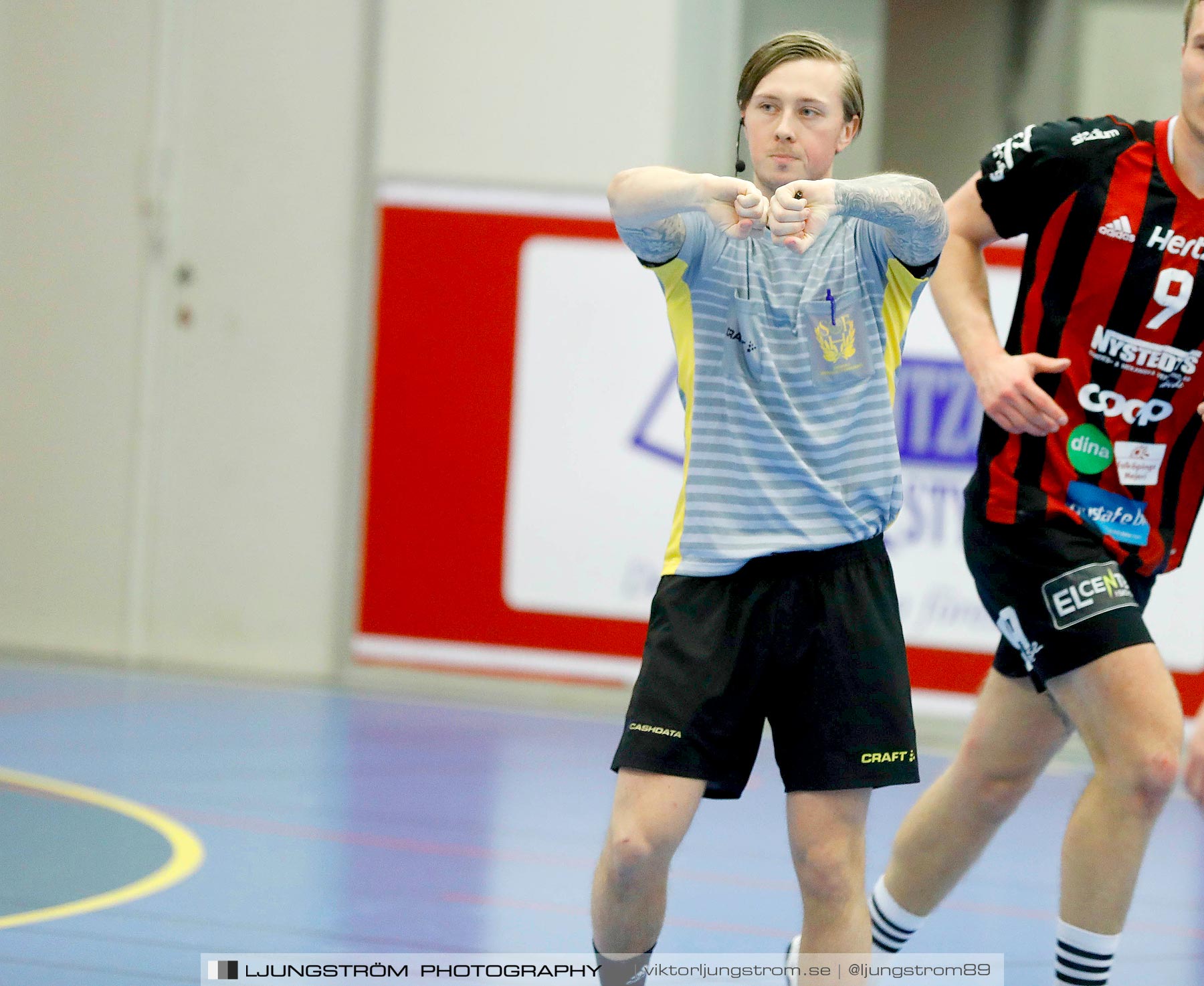 HK Country-HP Skövde 90 27-16,herr,Skövde Idrottshall,Skövde,Sverige,Handboll,,2019,229046