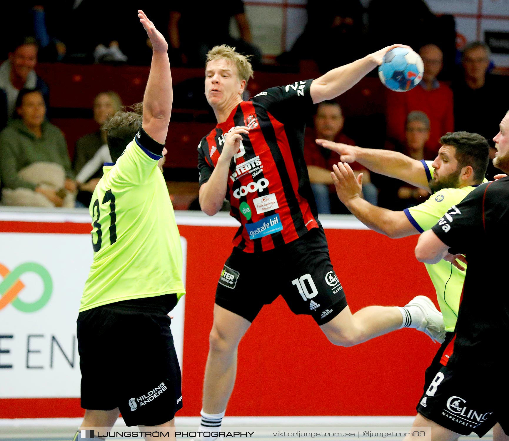 HK Country-HP Skövde 90 27-16,herr,Skövde Idrottshall,Skövde,Sverige,Handboll,,2019,229080