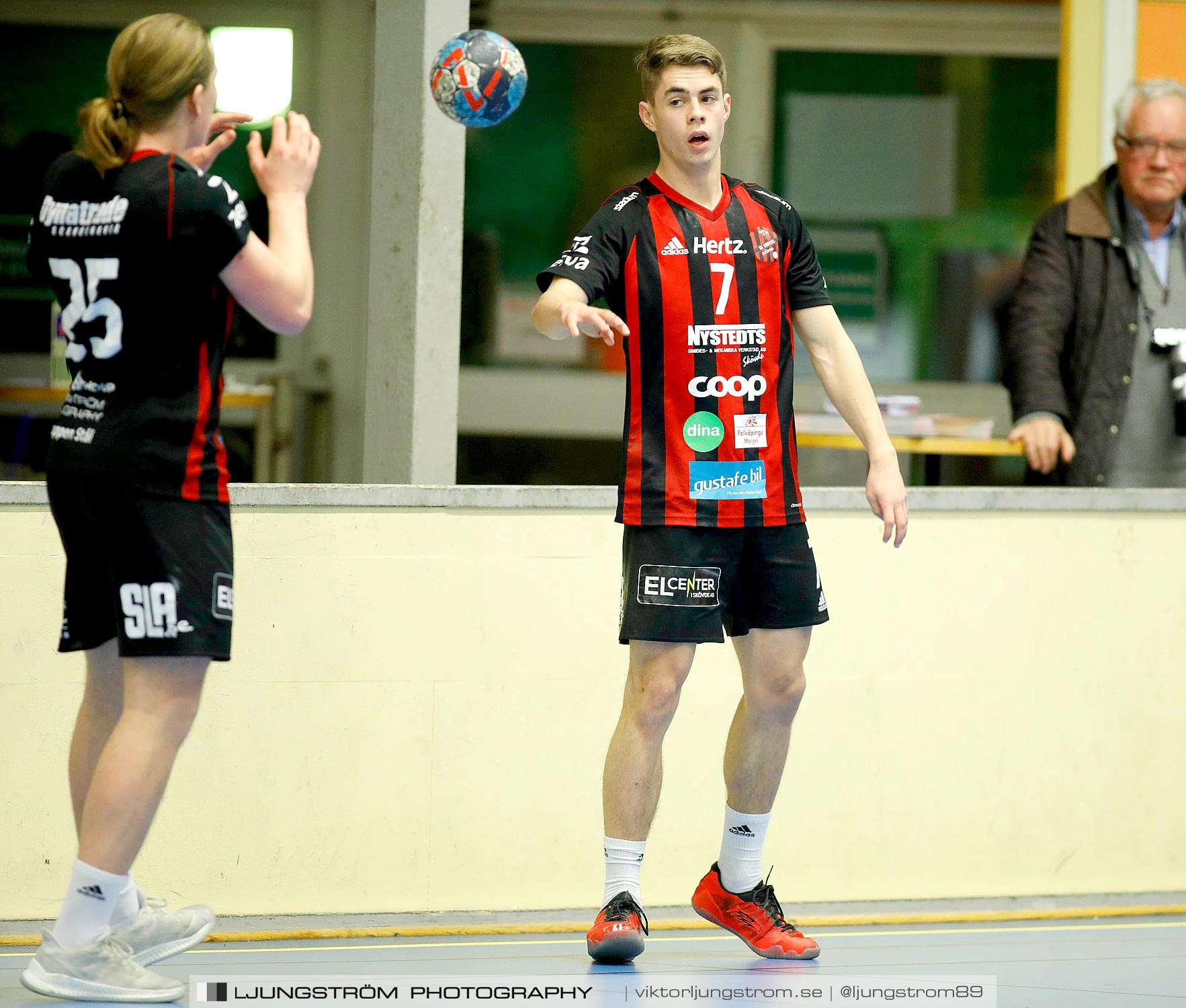 HK Country-HK Farmen 29-33,herr,Skövde Idrottshall,Skövde,Sverige,Handboll,,2019,229421