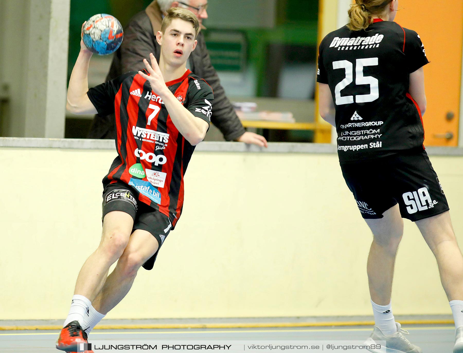 HK Country-HK Farmen 29-33,herr,Skövde Idrottshall,Skövde,Sverige,Handboll,,2019,229429