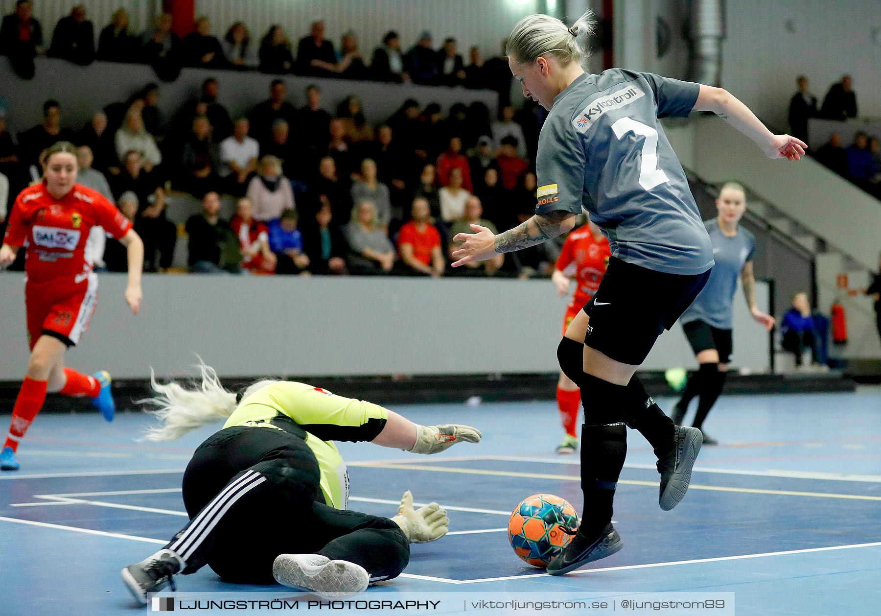 Dina-cupen 2020 Falköping Futsal Club-Töreboda IK 6-1,dam,Idrottshallen,Töreboda,Sverige,Futsal,,2020,229656