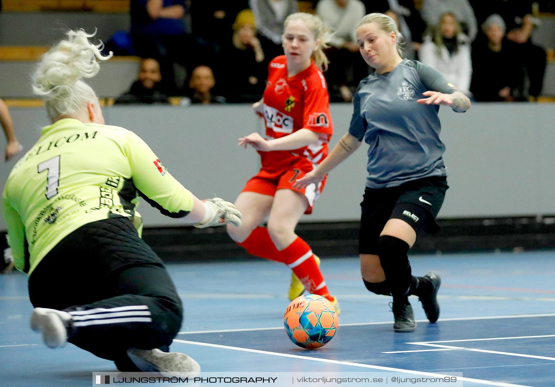 Dina-cupen 2020 Falköping Futsal Club-Töreboda IK 6-1,dam,Idrottshallen,Töreboda,Sverige,Futsal,,2020,229664