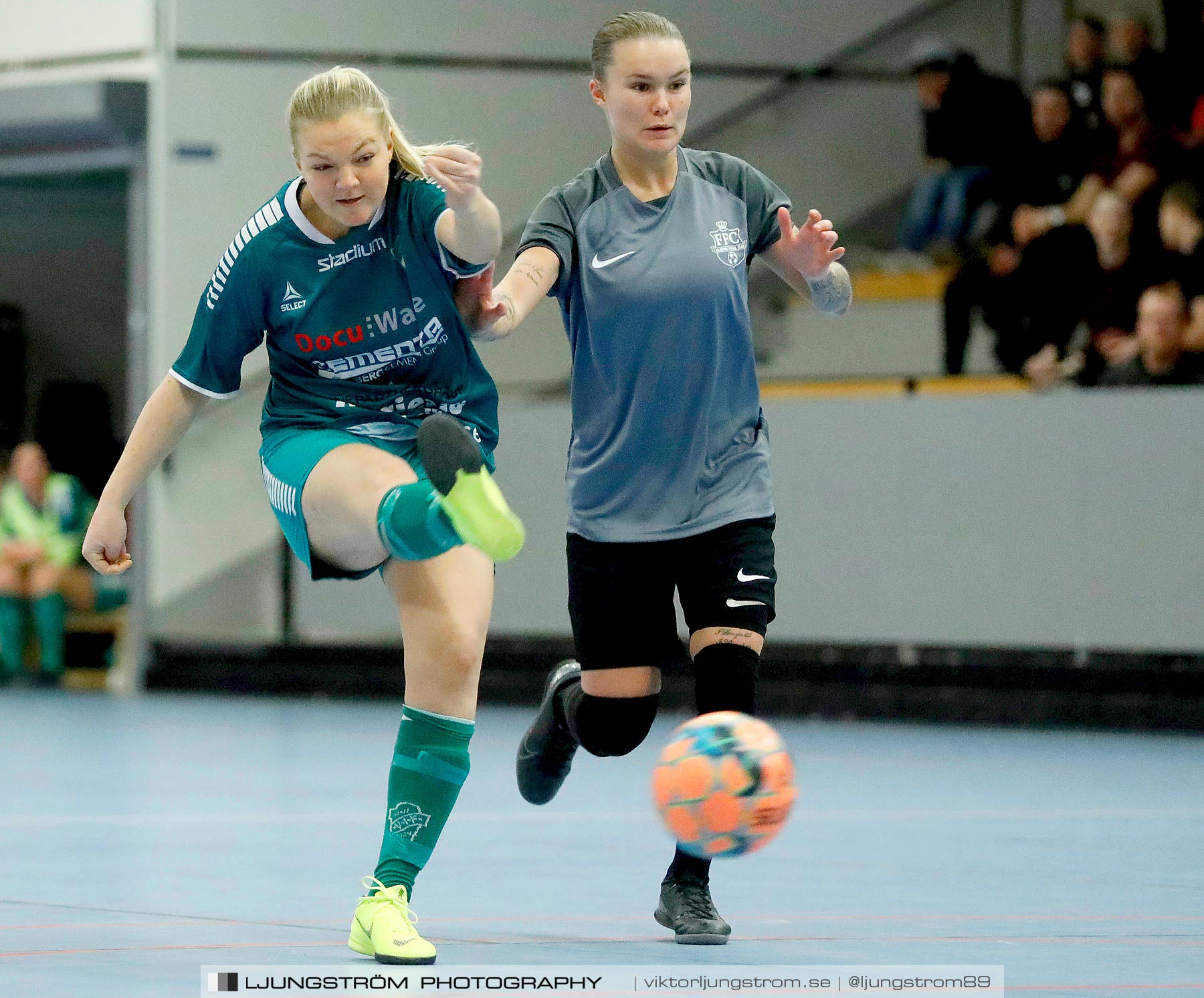 Dina-cupen 2020 1/2-final Falköping Futsal Club-Våmbs IF 2 2-0,dam,Idrottshallen,Töreboda,Sverige,Futsal,,2020,229731
